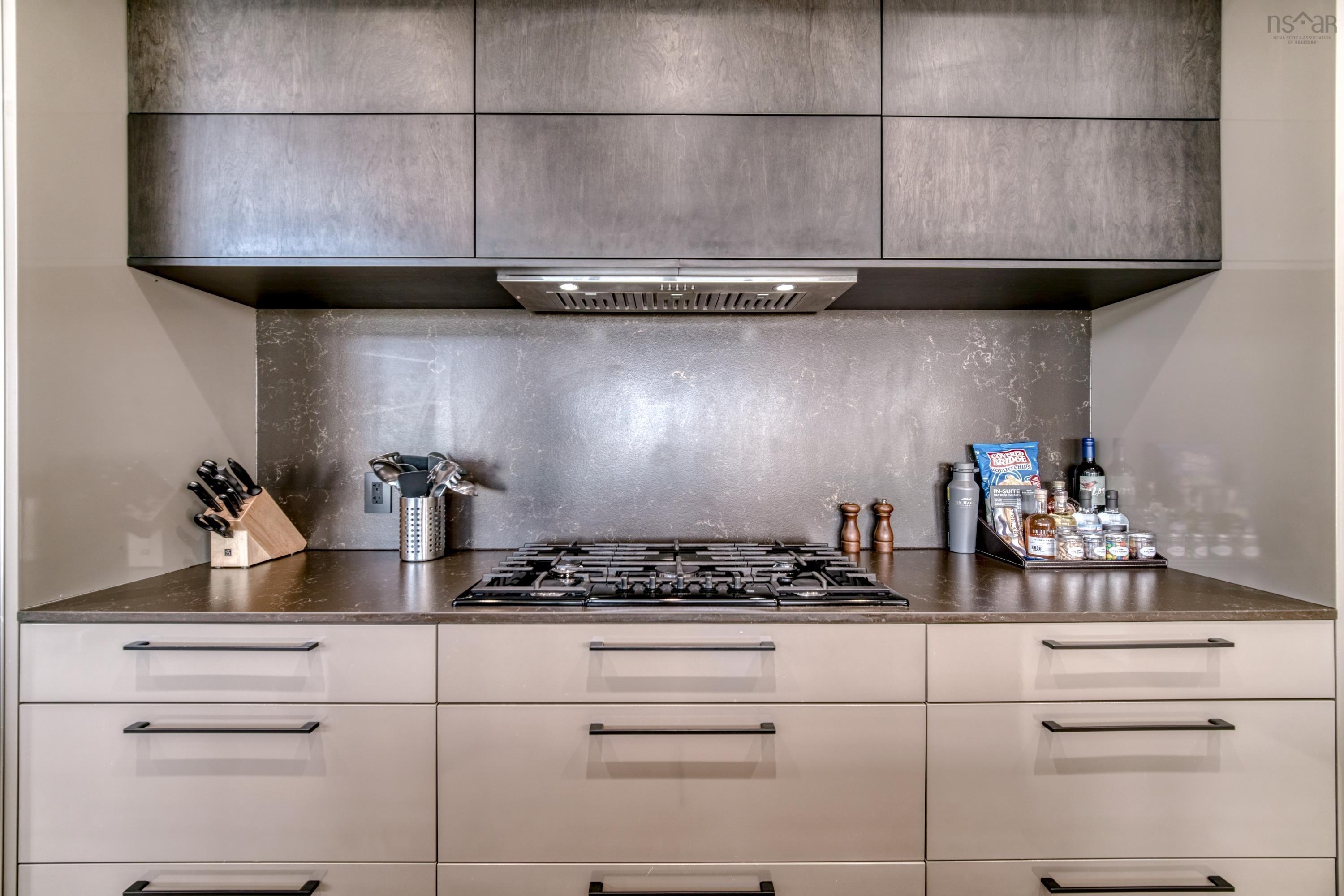 $2,649,000.00: 200 Harbourside, Fox Harbour