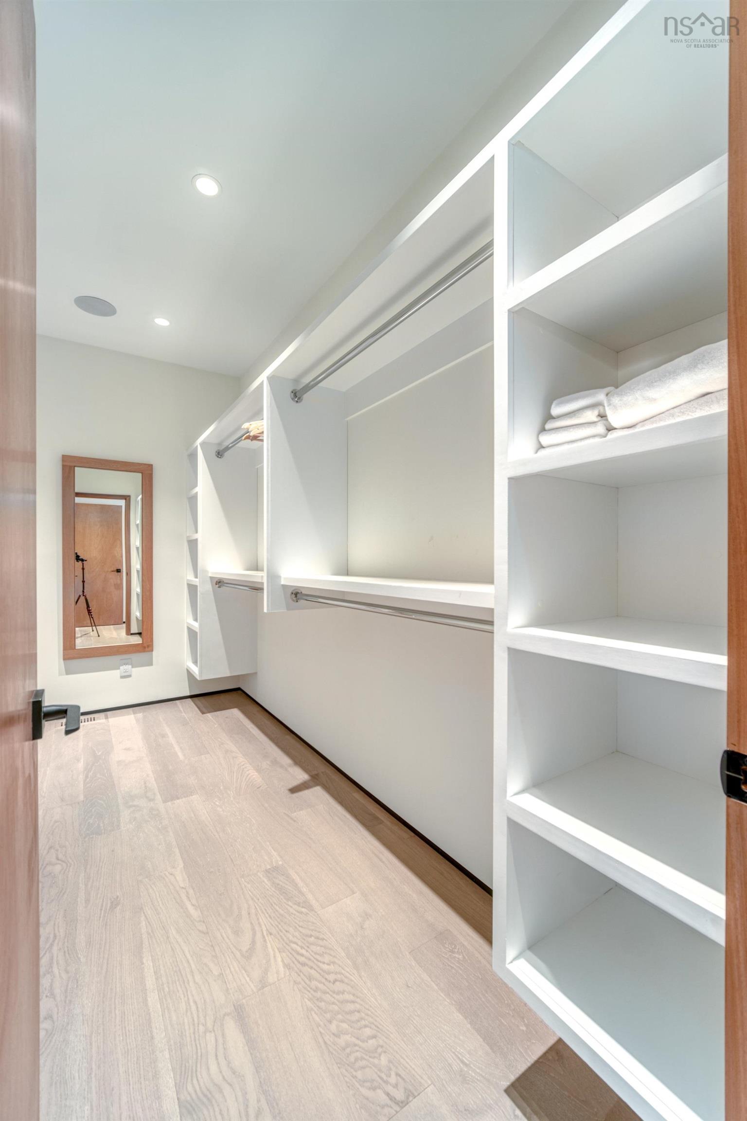 $2,649,000.00: 200 Harbourside, Fox Harbour