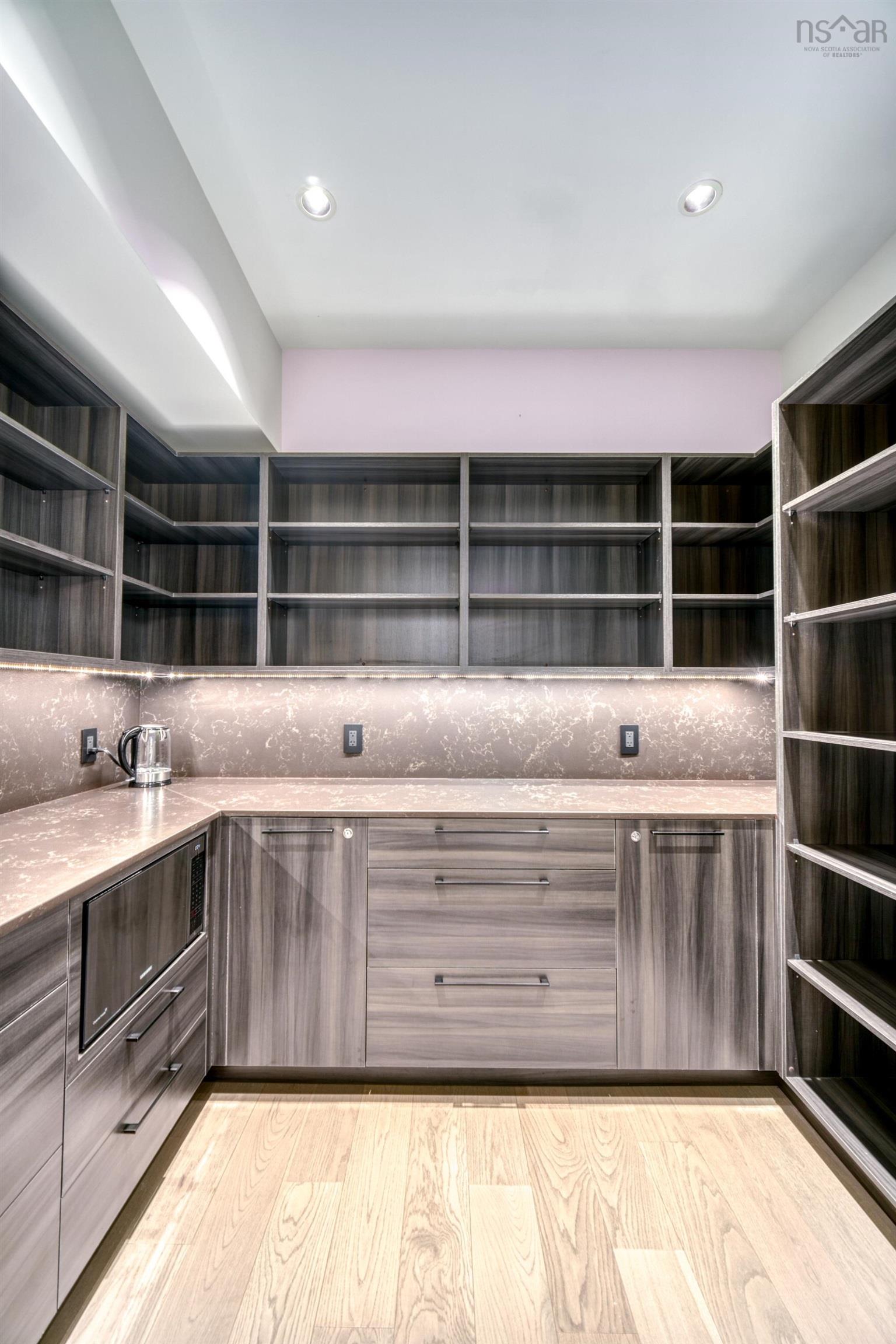 $2,649,000.00: 200 Harbourside, Fox Harbour