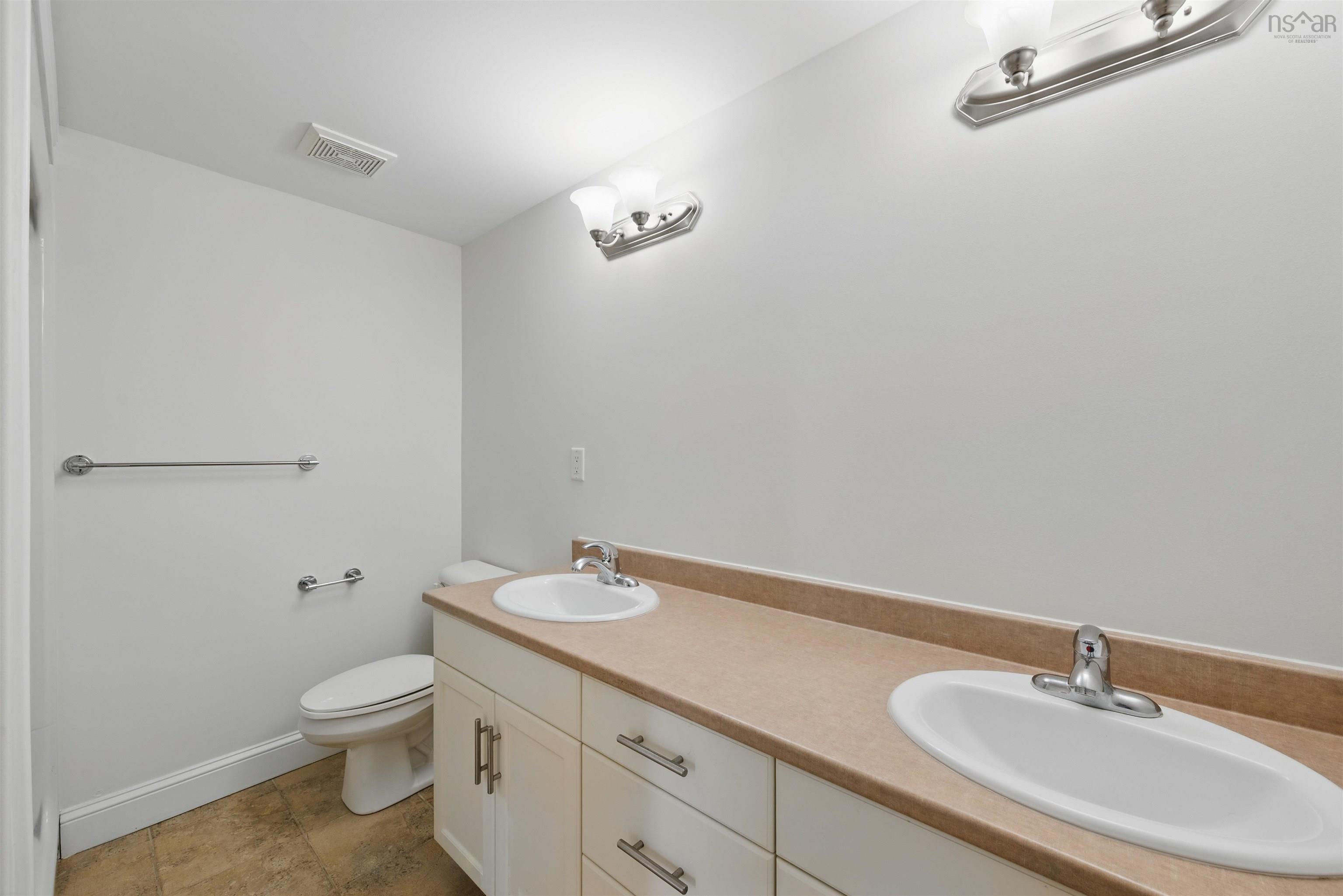 $439,900.00: 707 60 Walter Havill Drive, Halifax