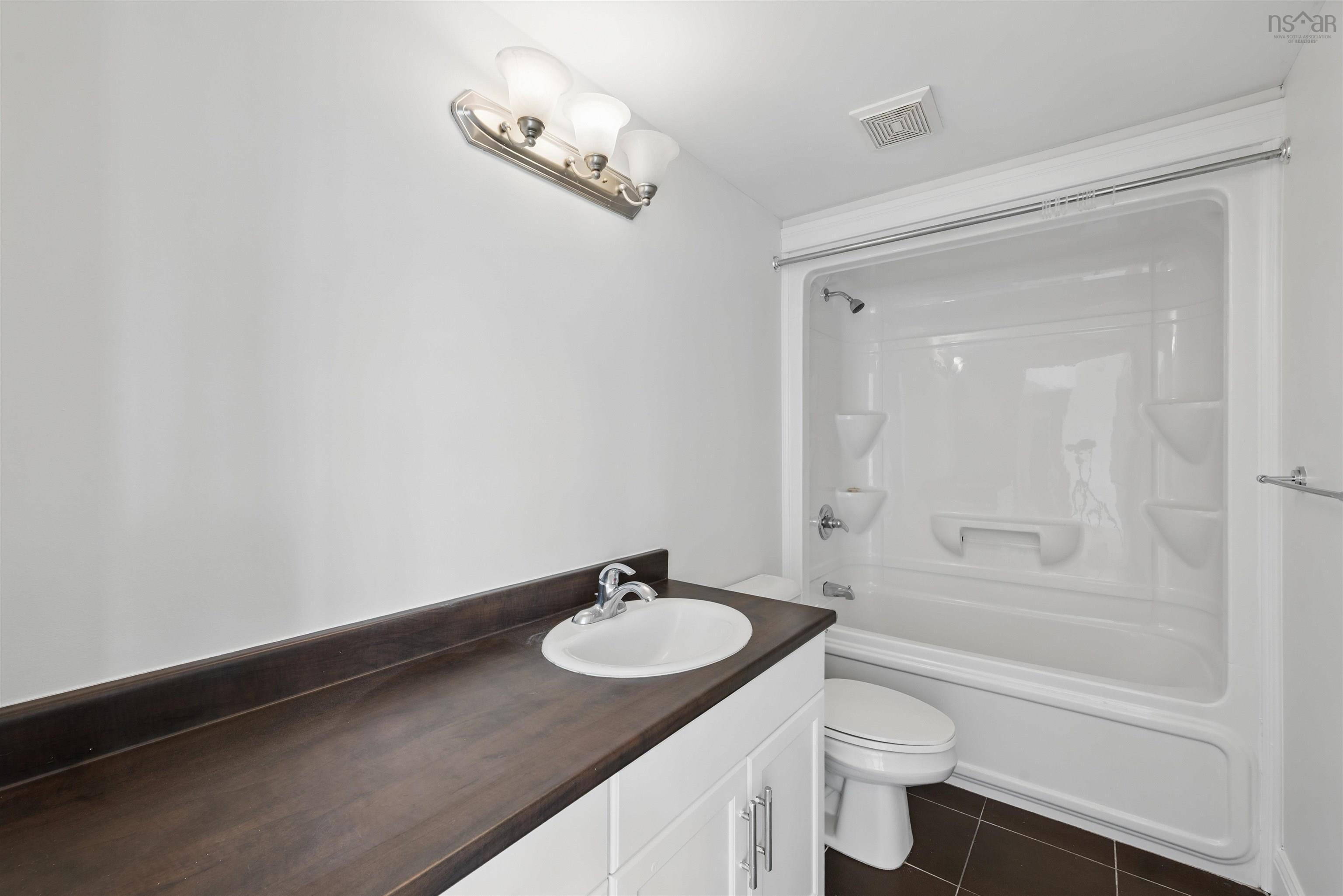 $439,900.00: 707 60 Walter Havill Drive, Halifax