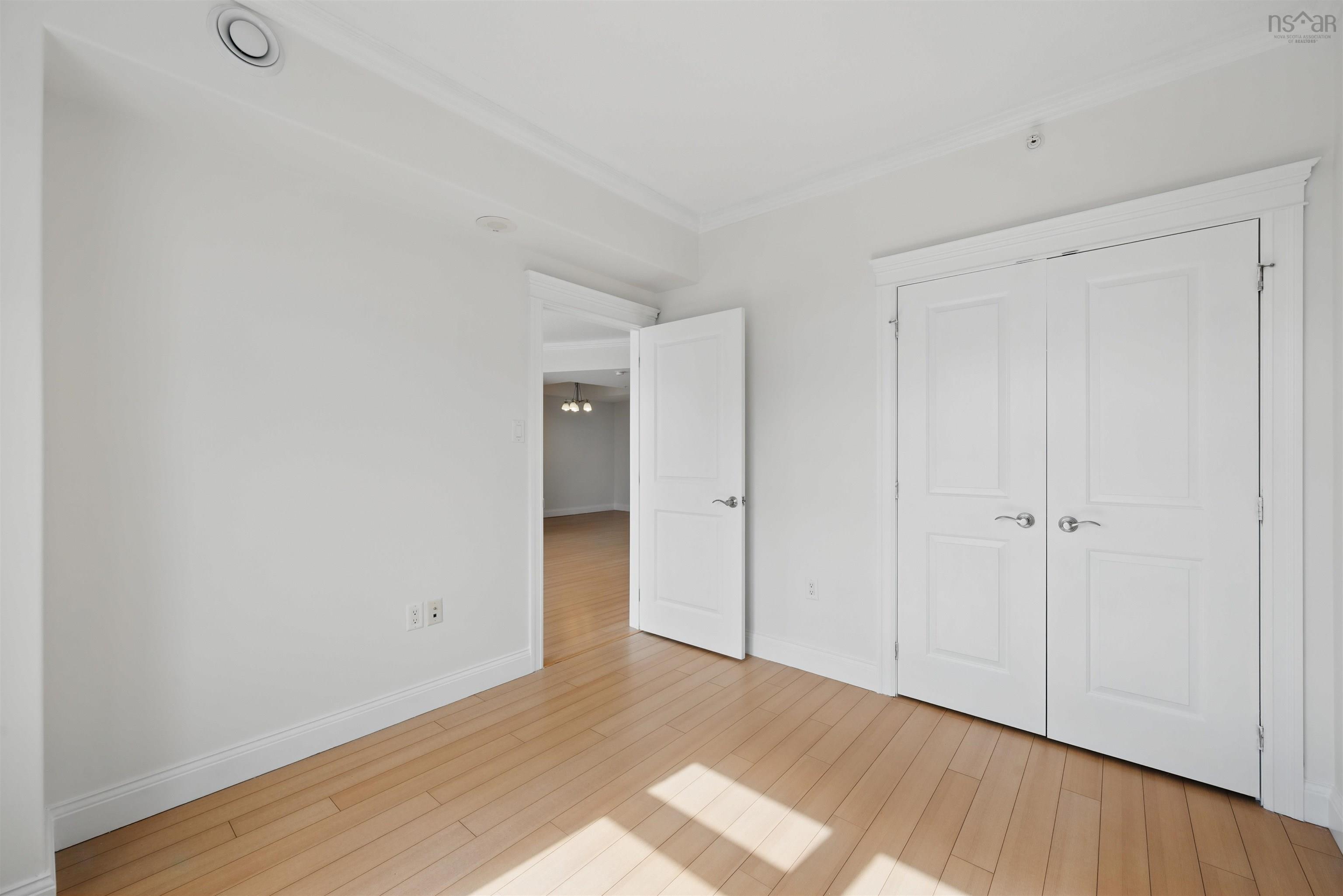 $439,900.00: 707 60 Walter Havill Drive, Halifax