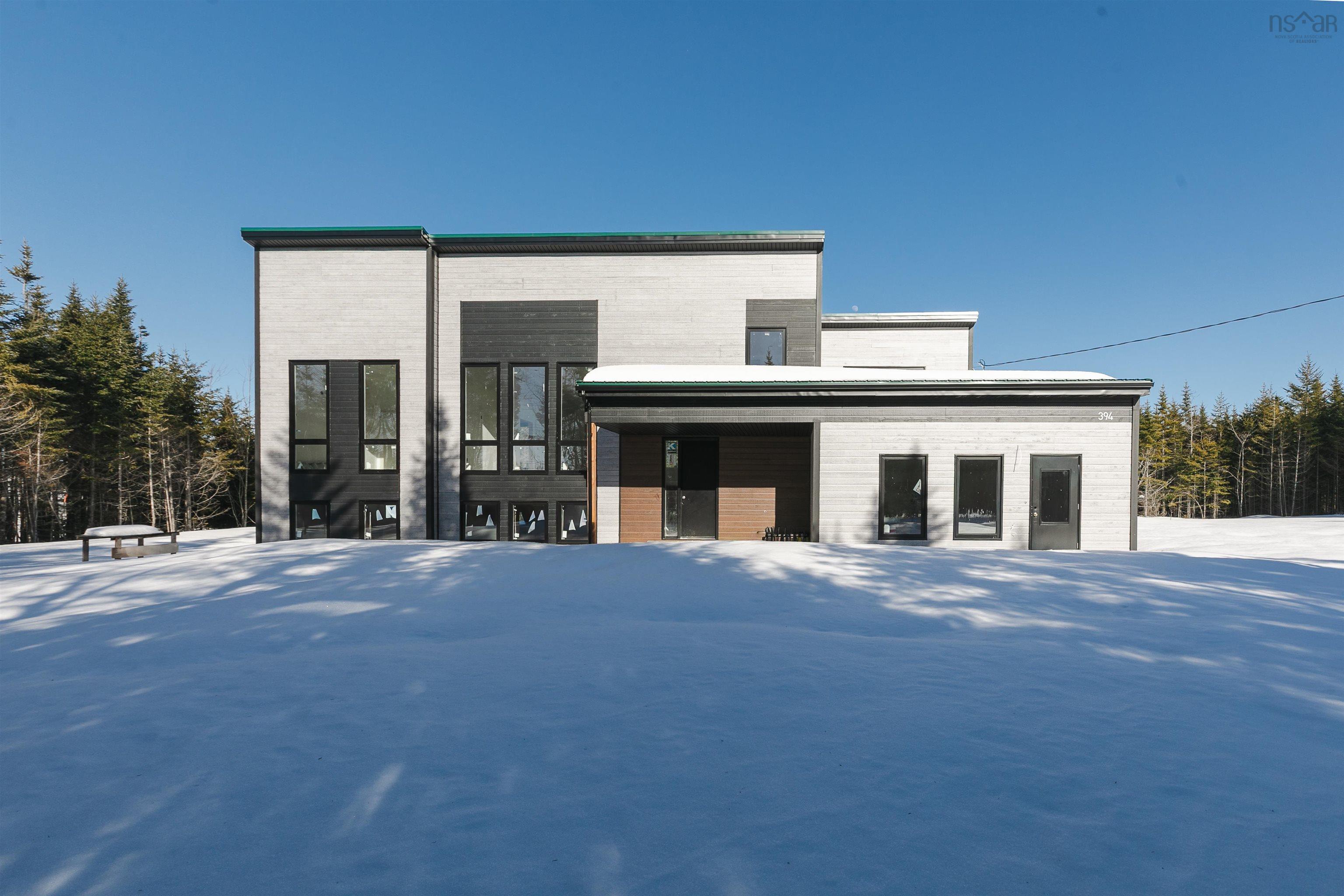 $1,395,000.00: 394 Canoe Crescent, Hammonds Plains