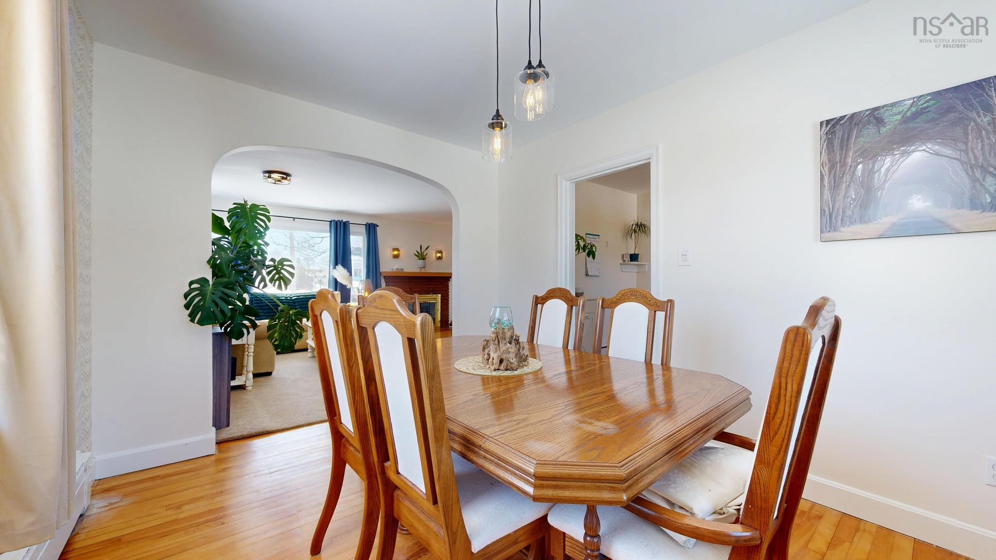 $499,500.00: 168 Broad Street, Lunenburg