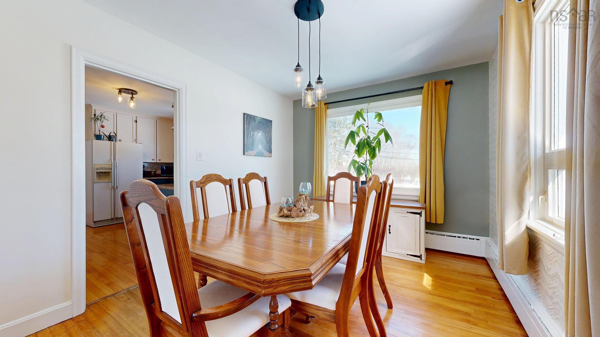 $499,500.00: 168 Broad Street, Lunenburg