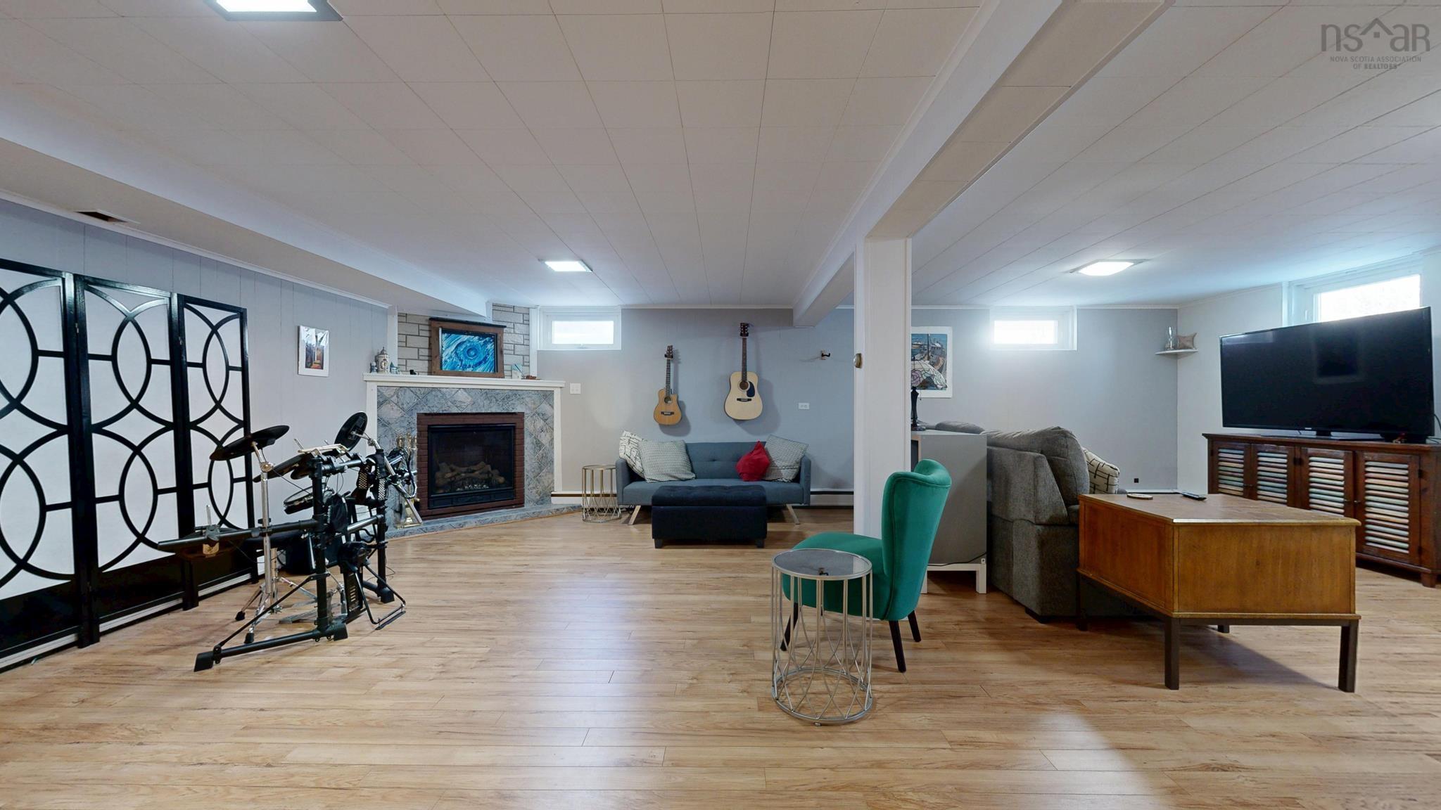 $499,500.00: 168 Broad Street, Lunenburg