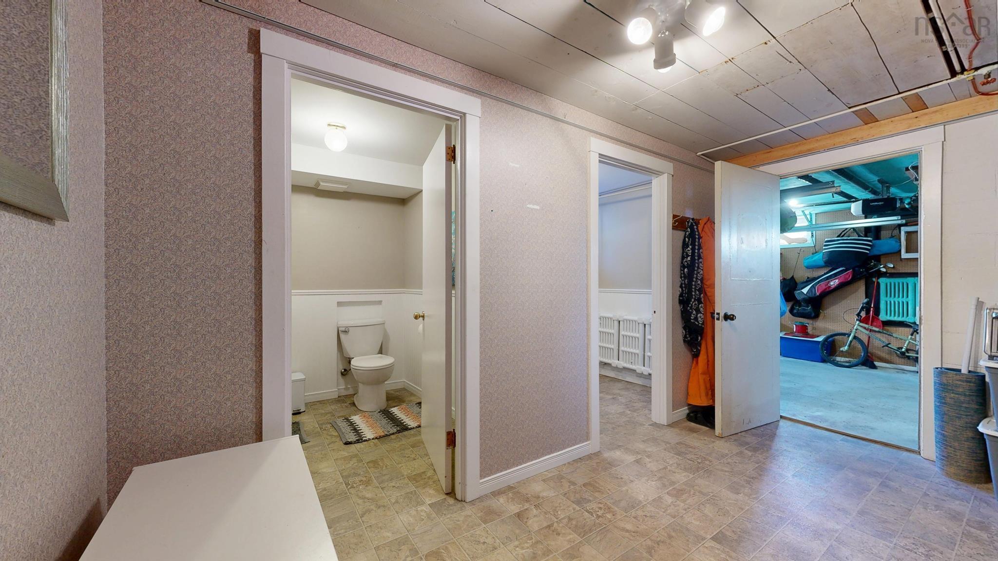 $499,500.00: 168 Broad Street, Lunenburg