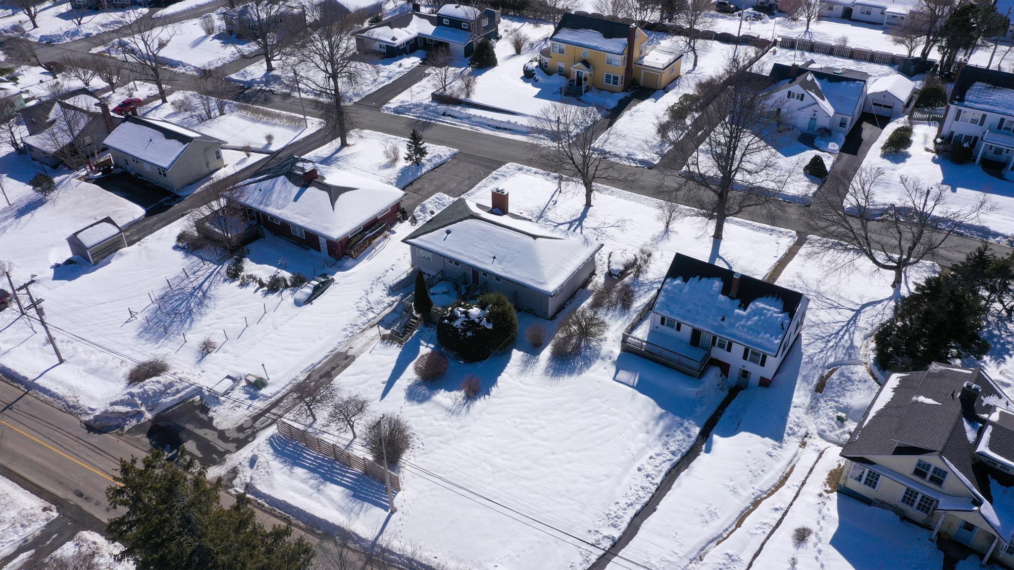 $499,500.00: 168 Broad Street, Lunenburg