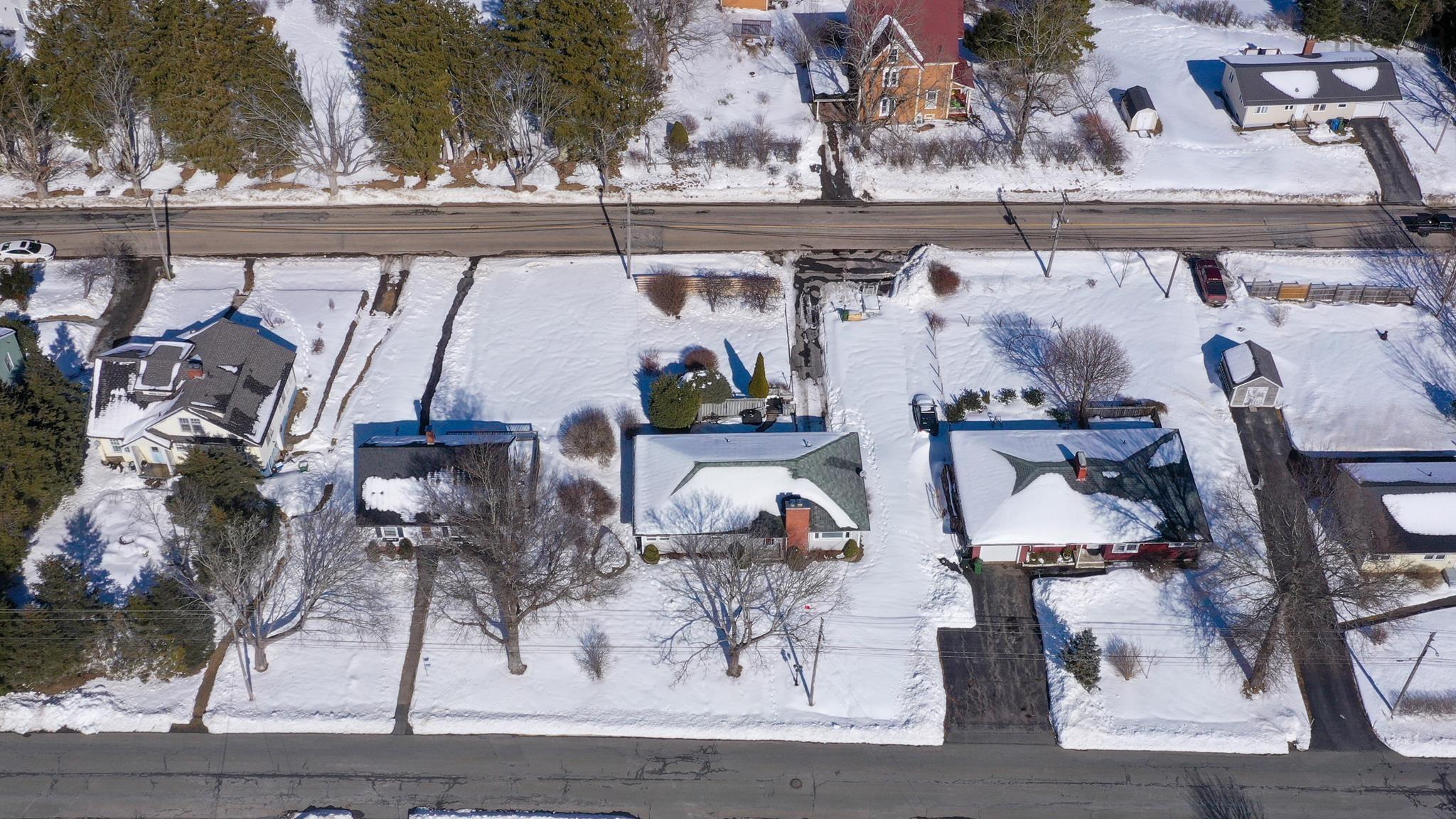 $499,500.00: 168 Broad Street, Lunenburg