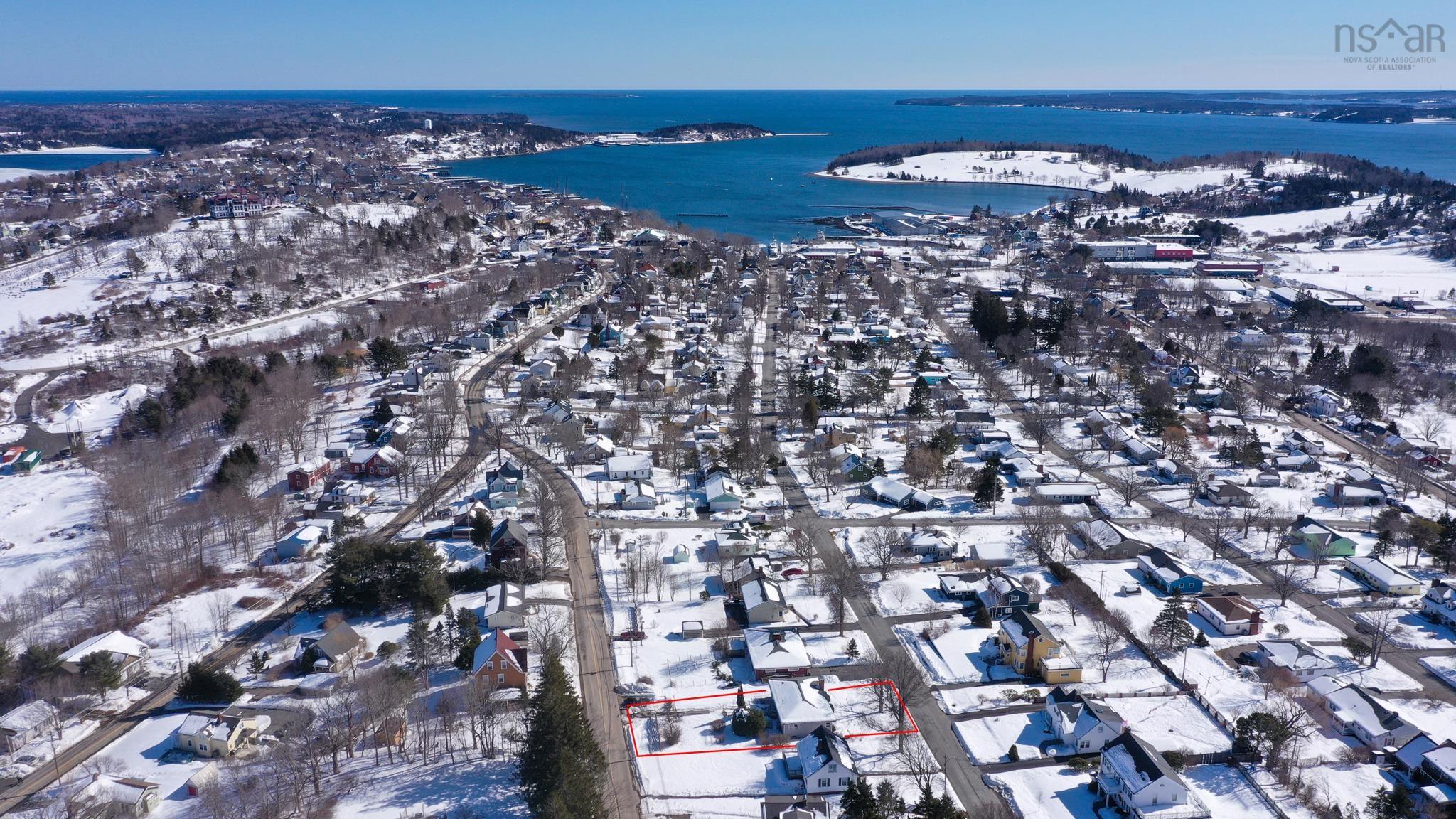 $499,500.00: 168 Broad Street, Lunenburg