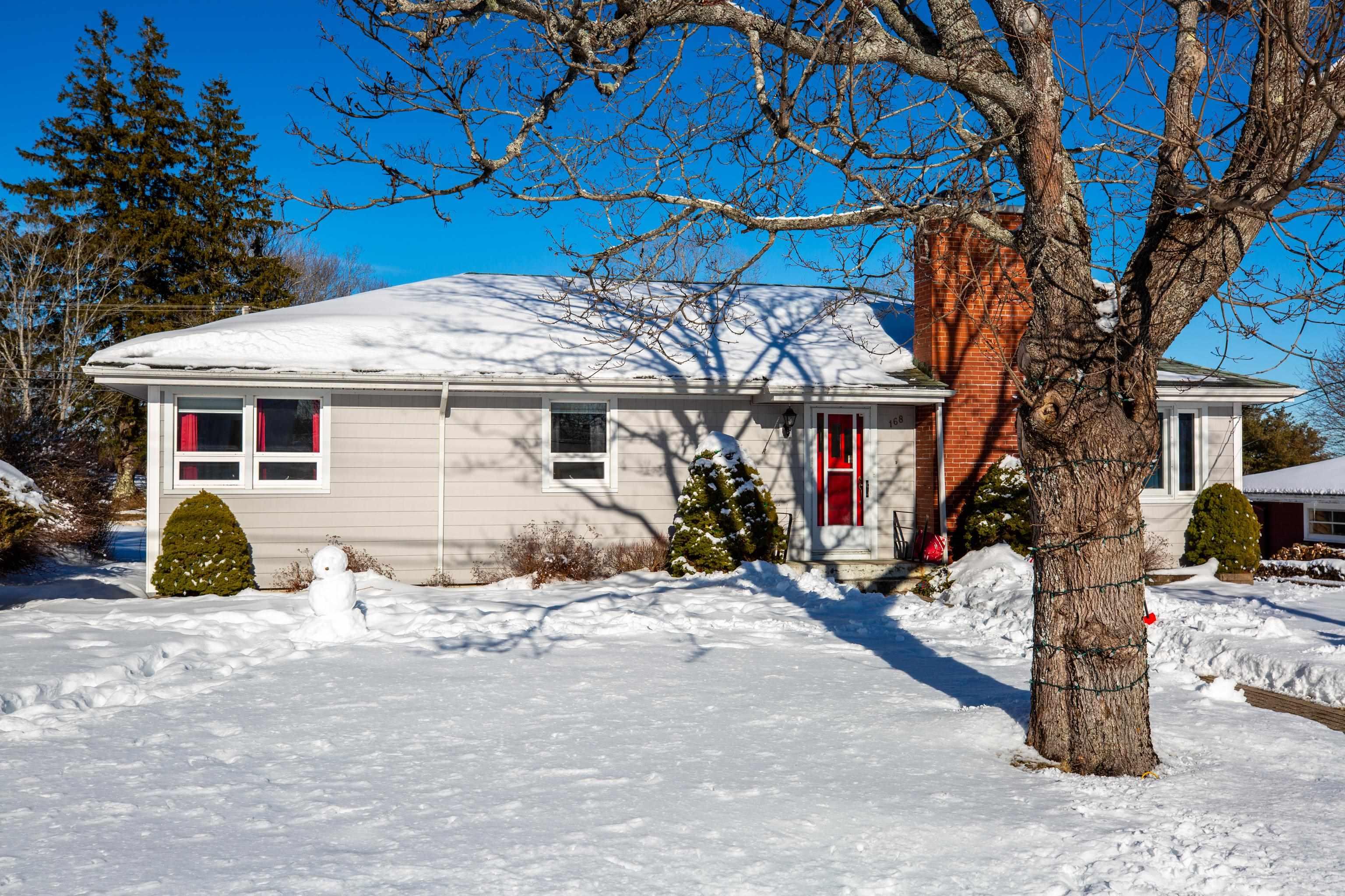 $499,500.00: 168 Broad Street, Lunenburg