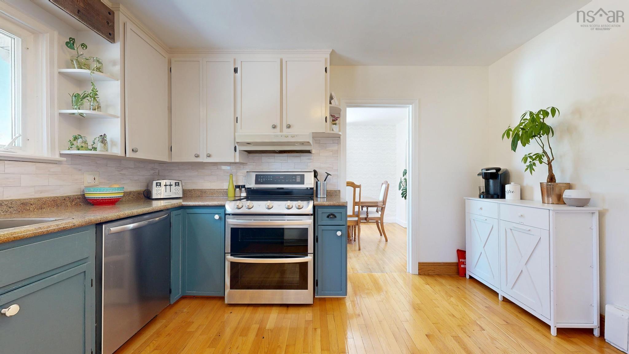 $499,500.00: 168 Broad Street, Lunenburg