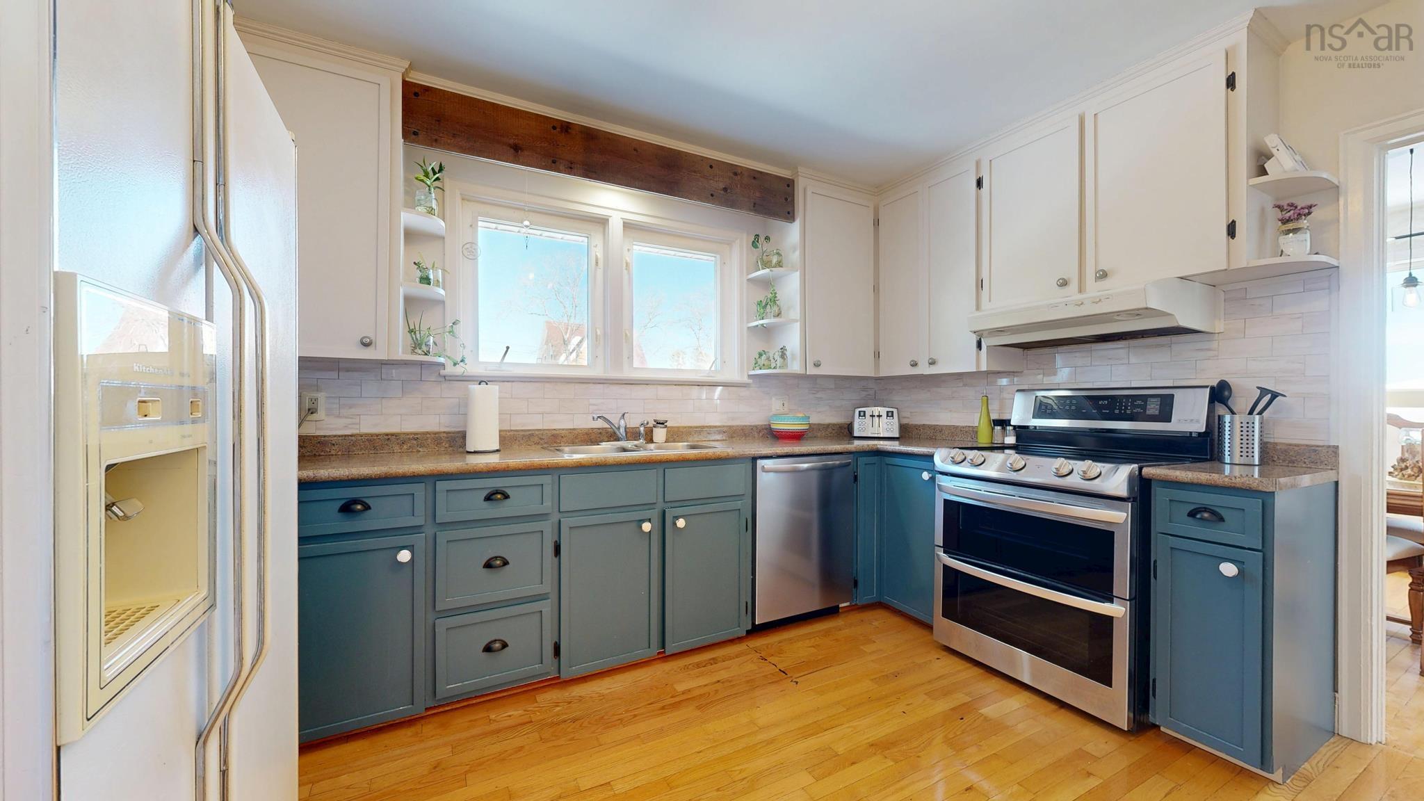 $499,500.00: 168 Broad Street, Lunenburg