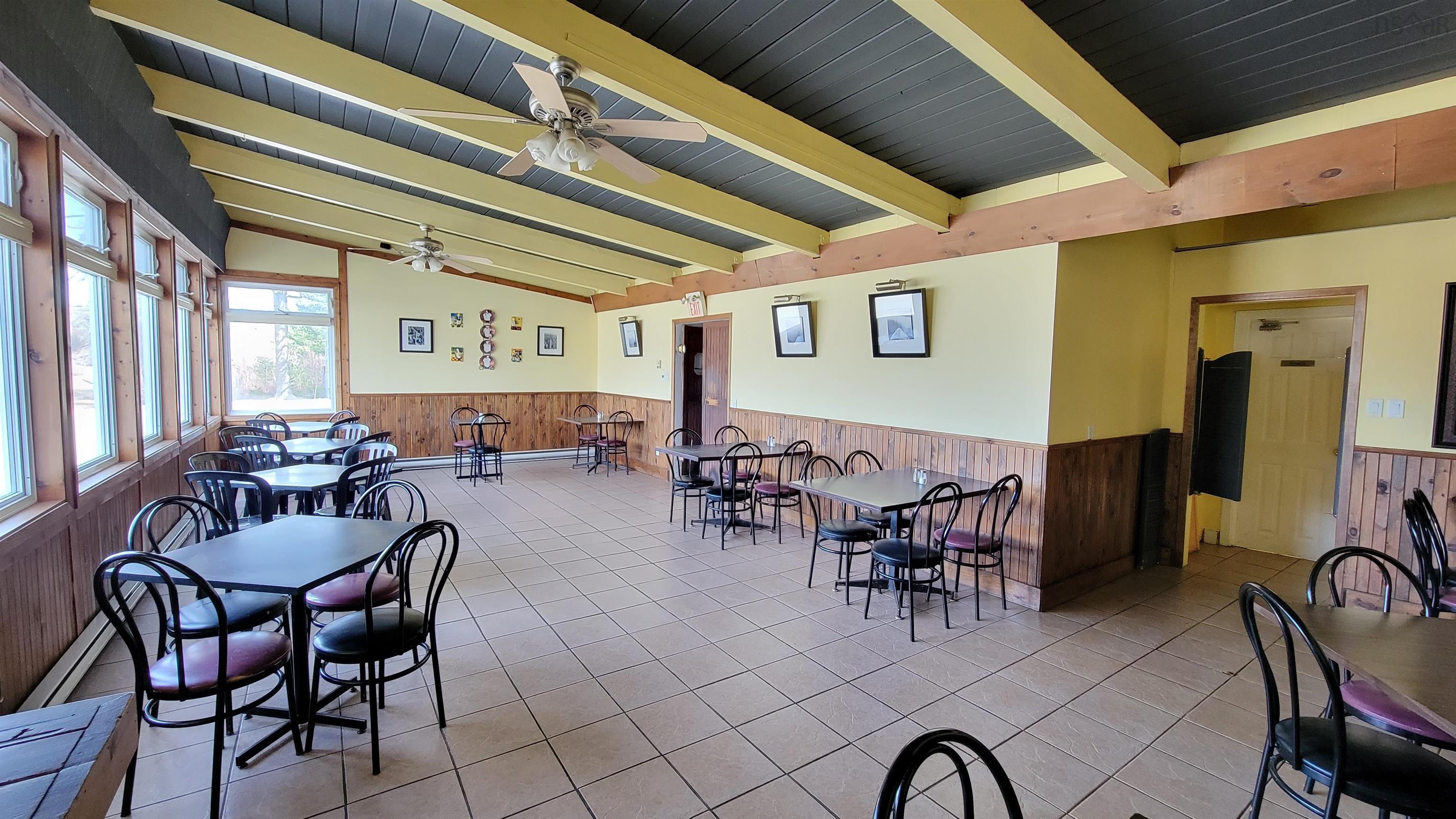 $1,699,500.00: 3457 Highway 3, Brooklyn