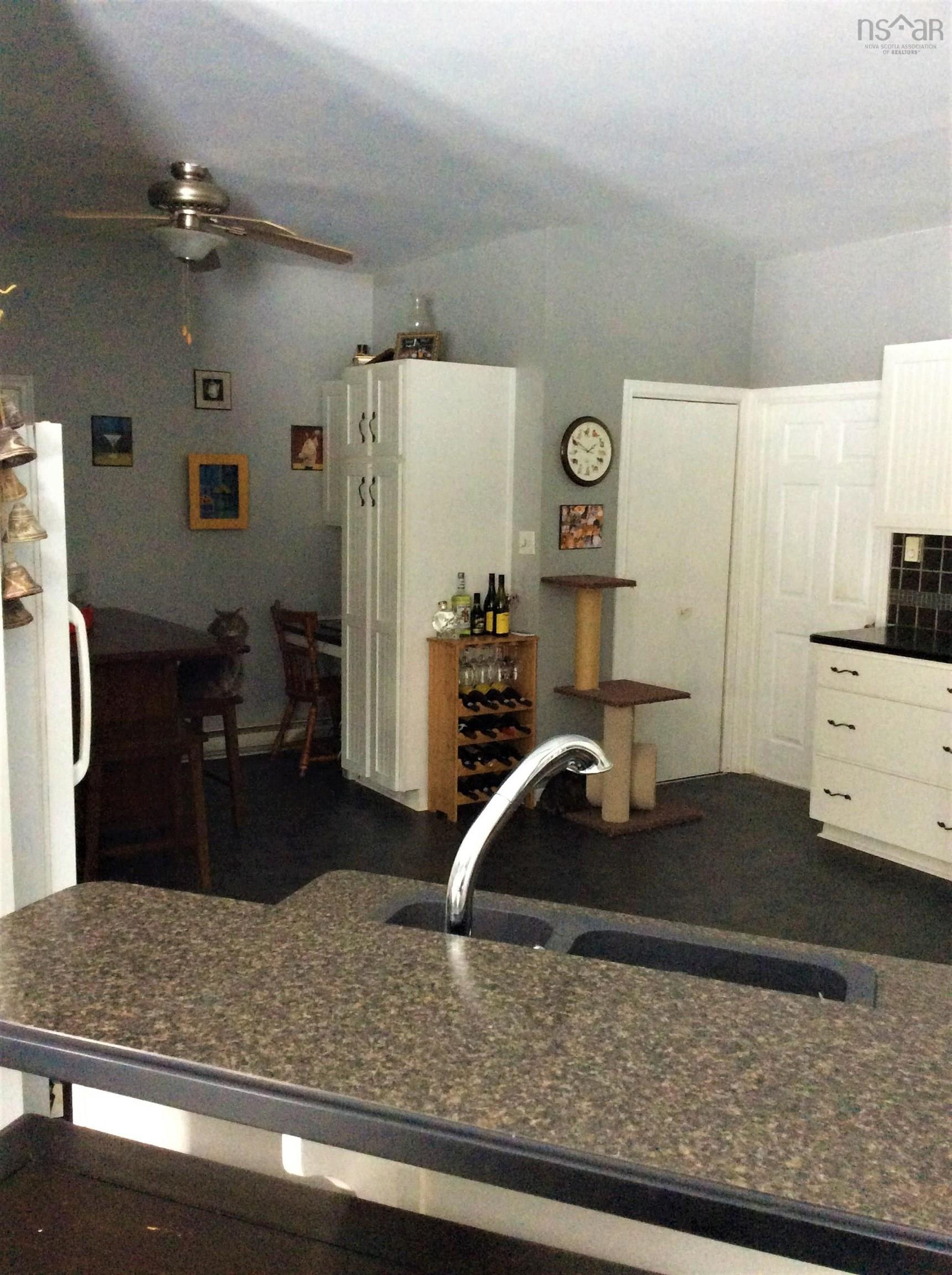 $1,699,500.00: 3457 Highway 3, Brooklyn