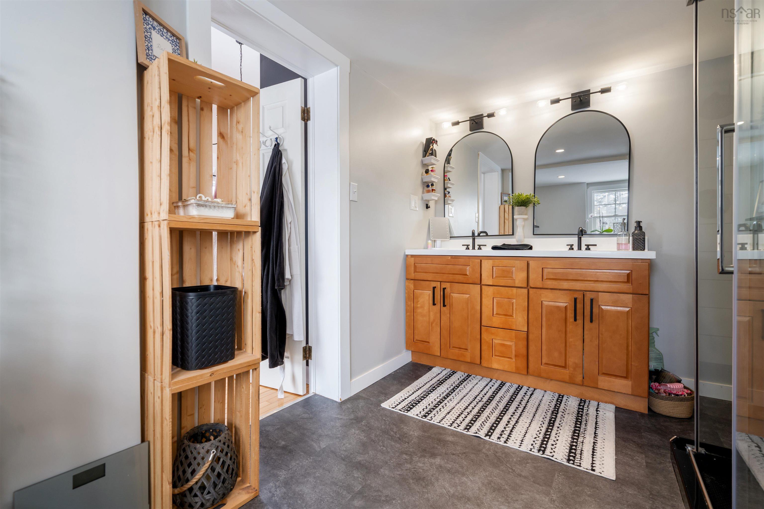 $639,900.00: 1353 Hastings Road, Warren