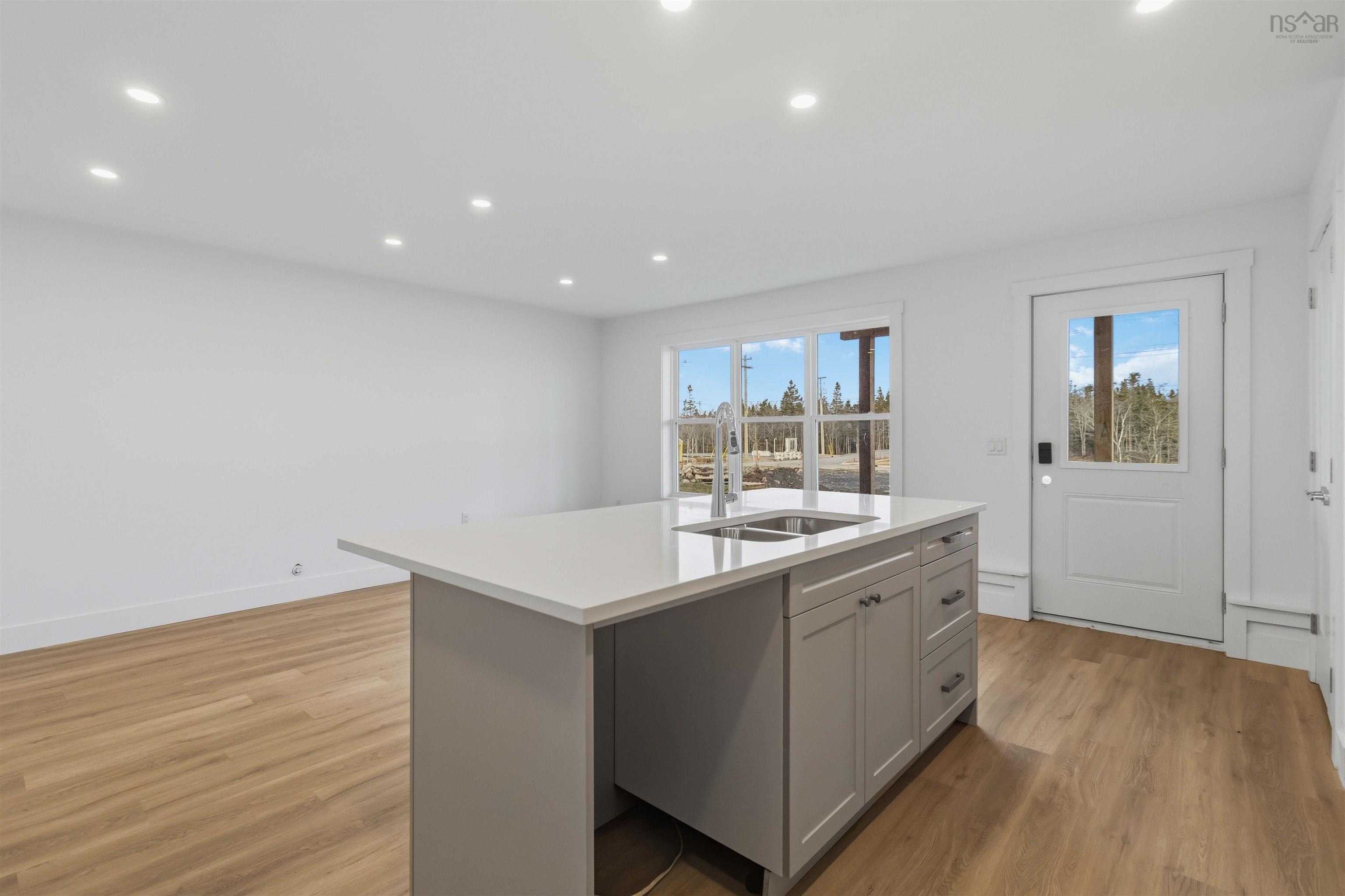 $649,900.00: 6 Berm Street, Spryfield