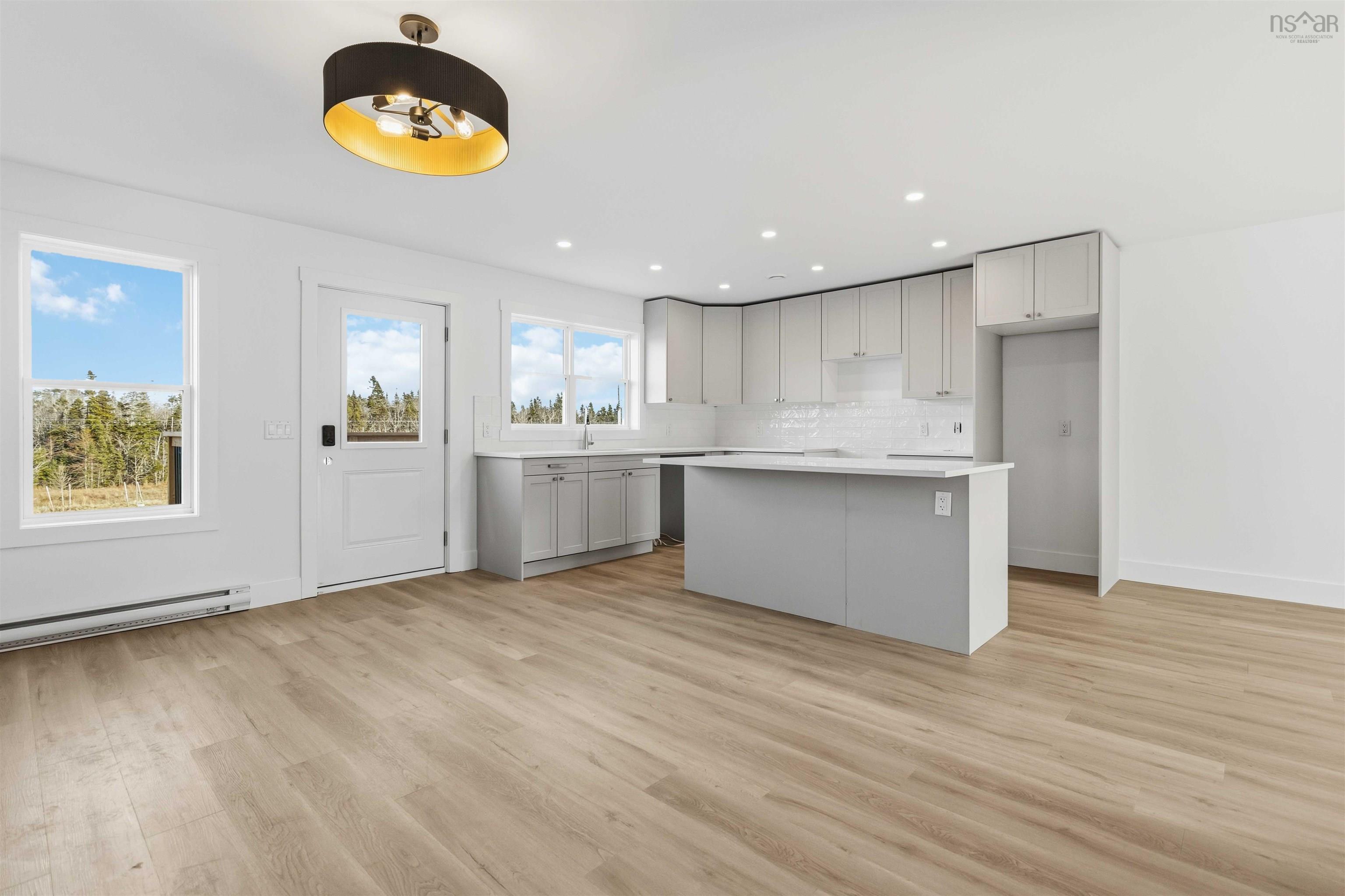 $649,900.00: 6 Berm Street, Spryfield