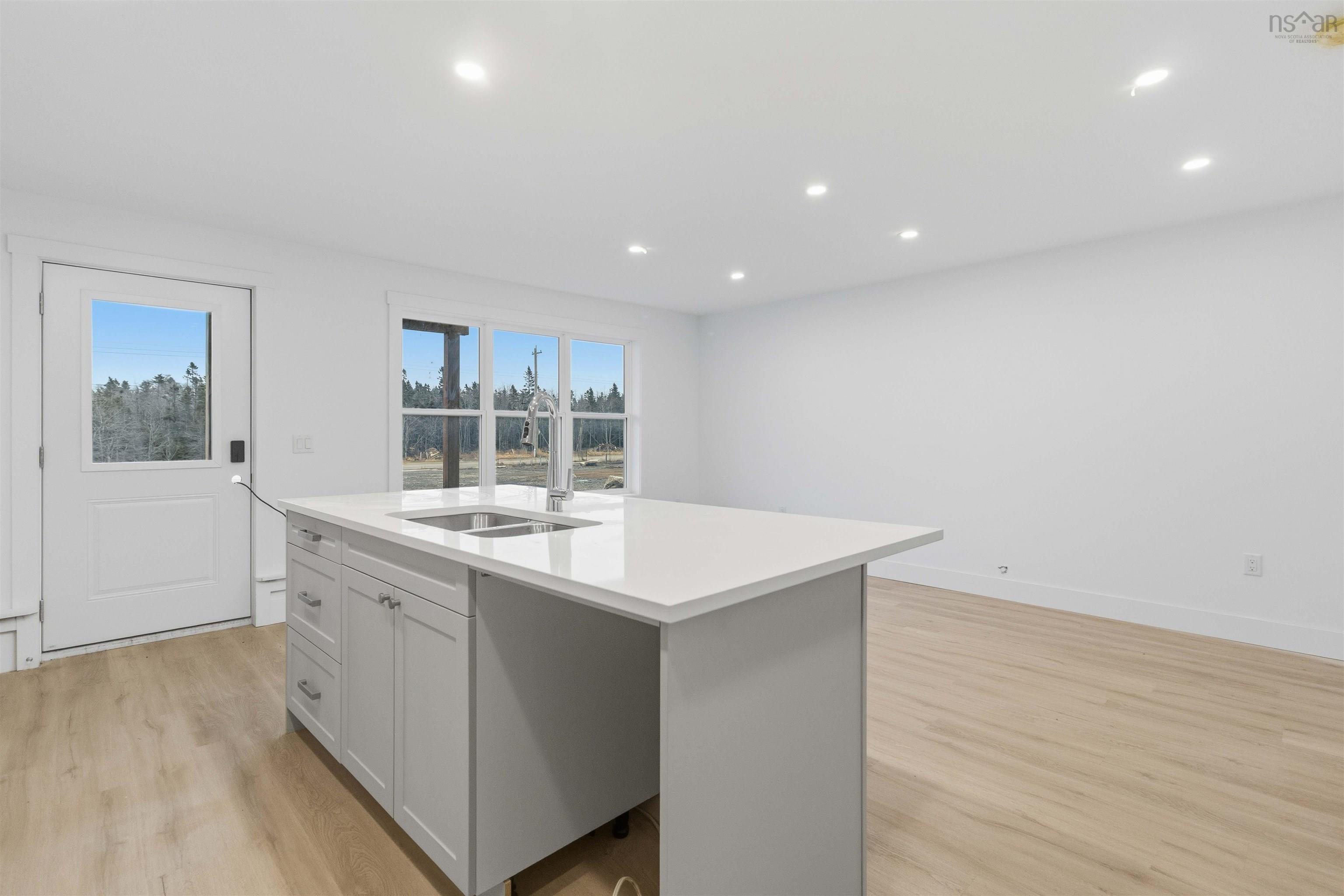 $649,900.00: 4 Berm Street, Spryfield