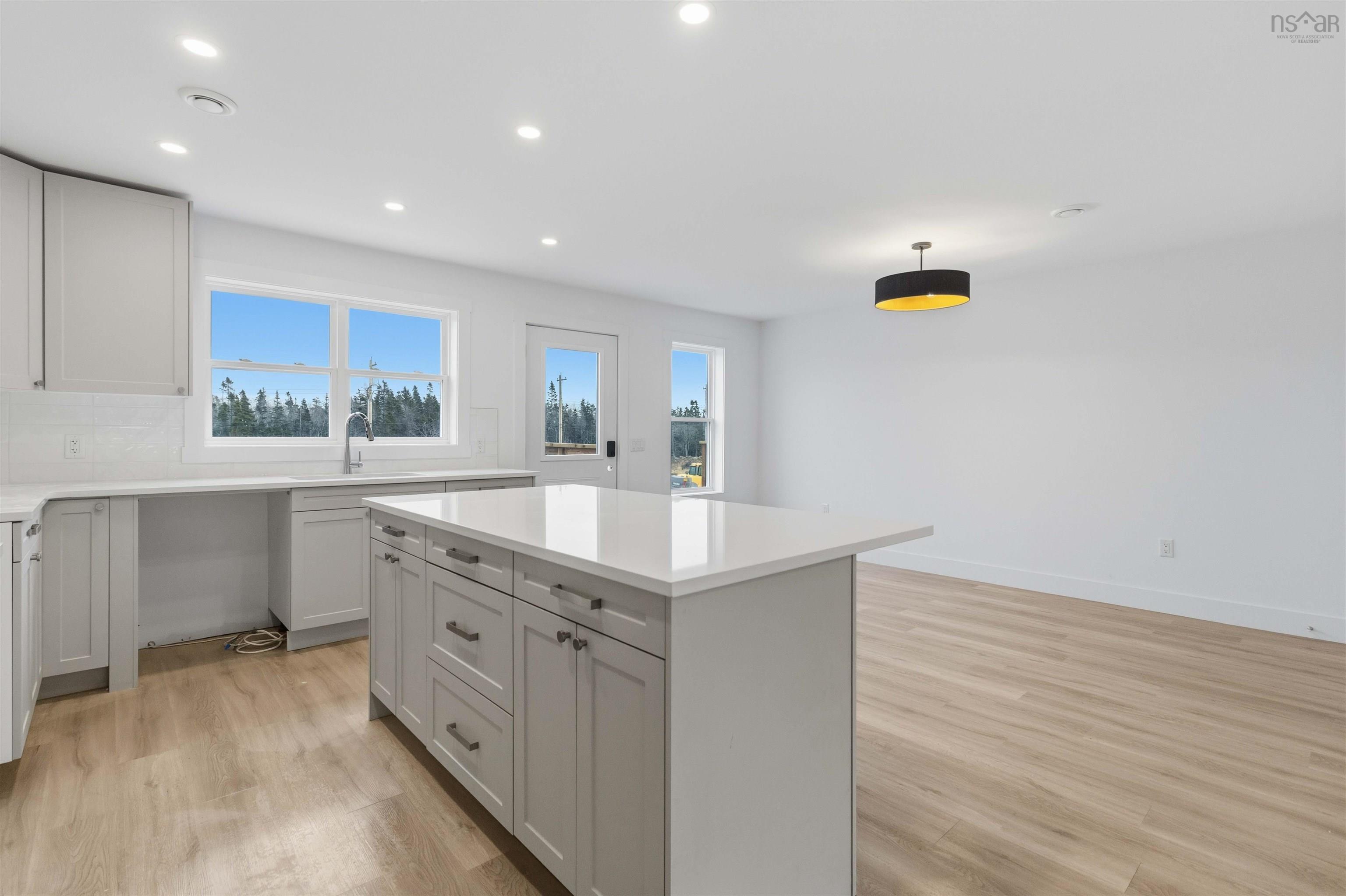 $649,900.00: 4 Berm Street, Spryfield