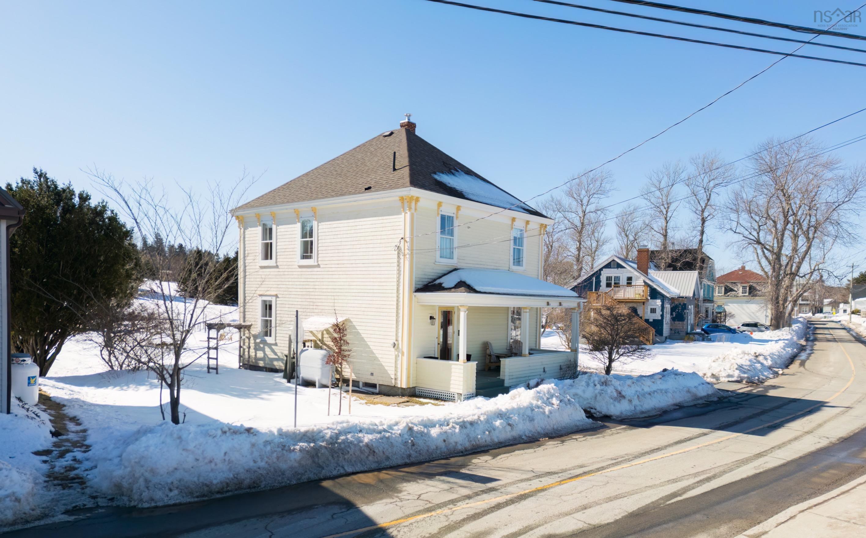 $639,000.00: 90 Tannery Road, Lunenburg