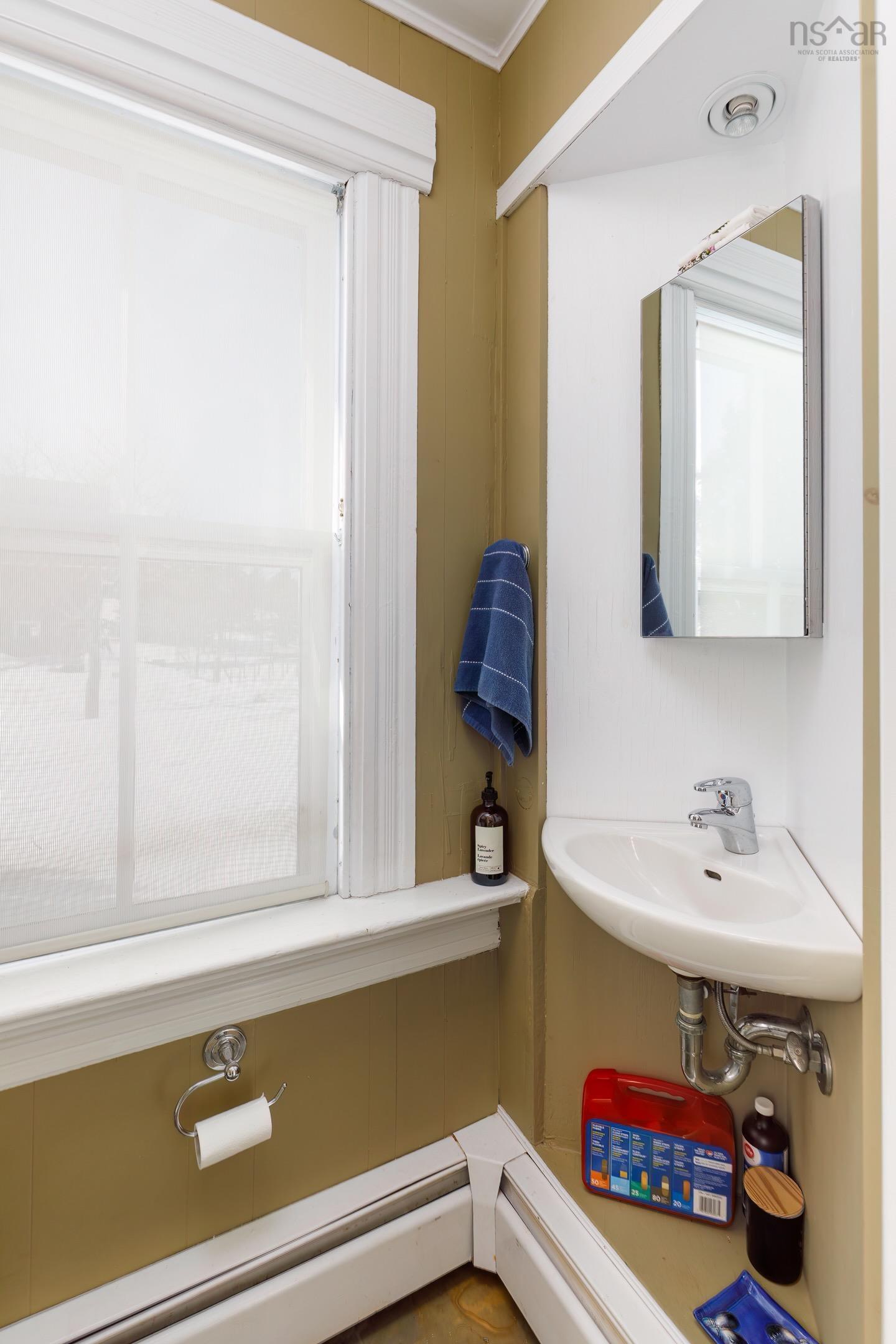 $639,000.00: 90 Tannery Road, Lunenburg