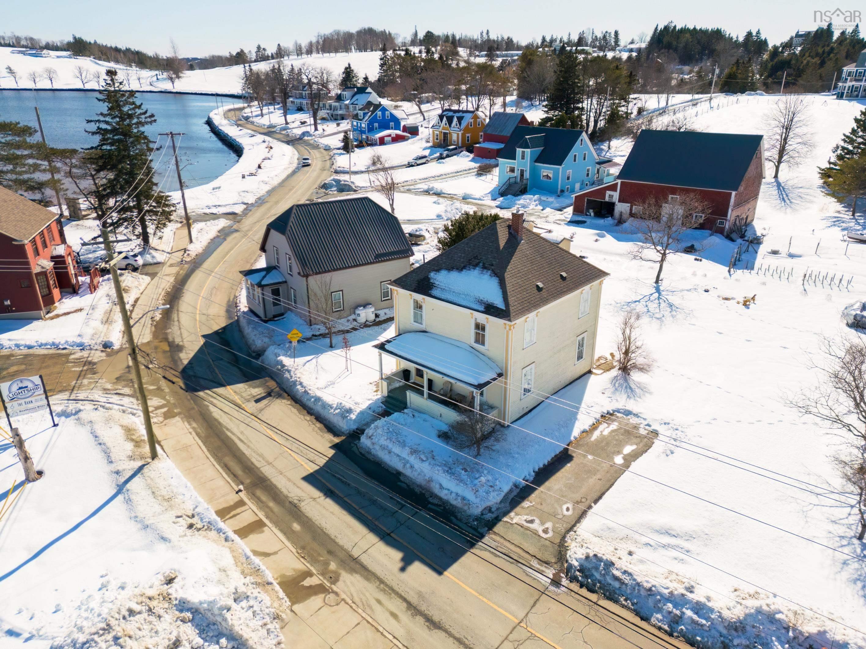 $639,000.00: 90 Tannery Road, Lunenburg