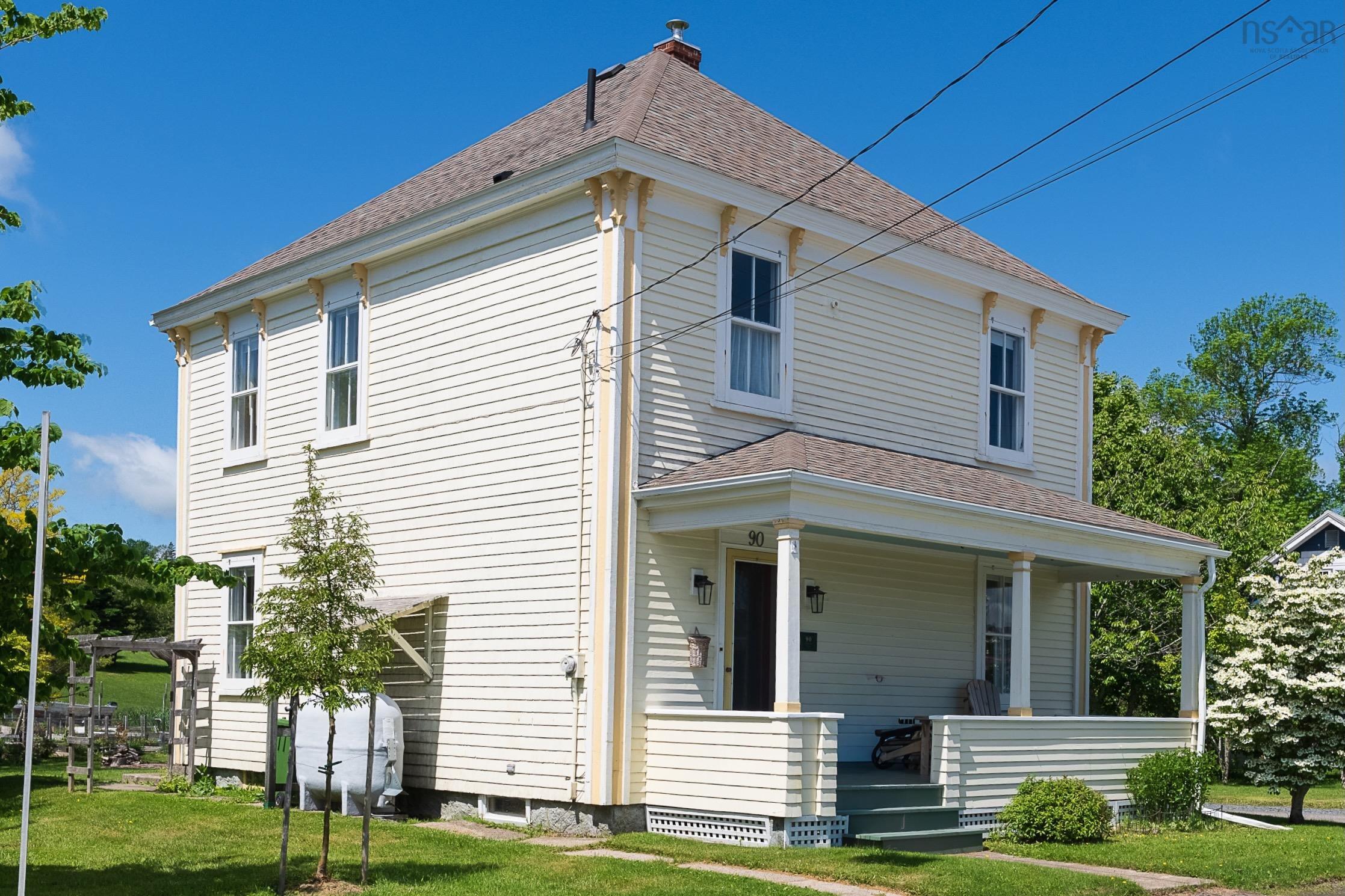 $589,000.00: 90 Tannery Road, Lunenburg