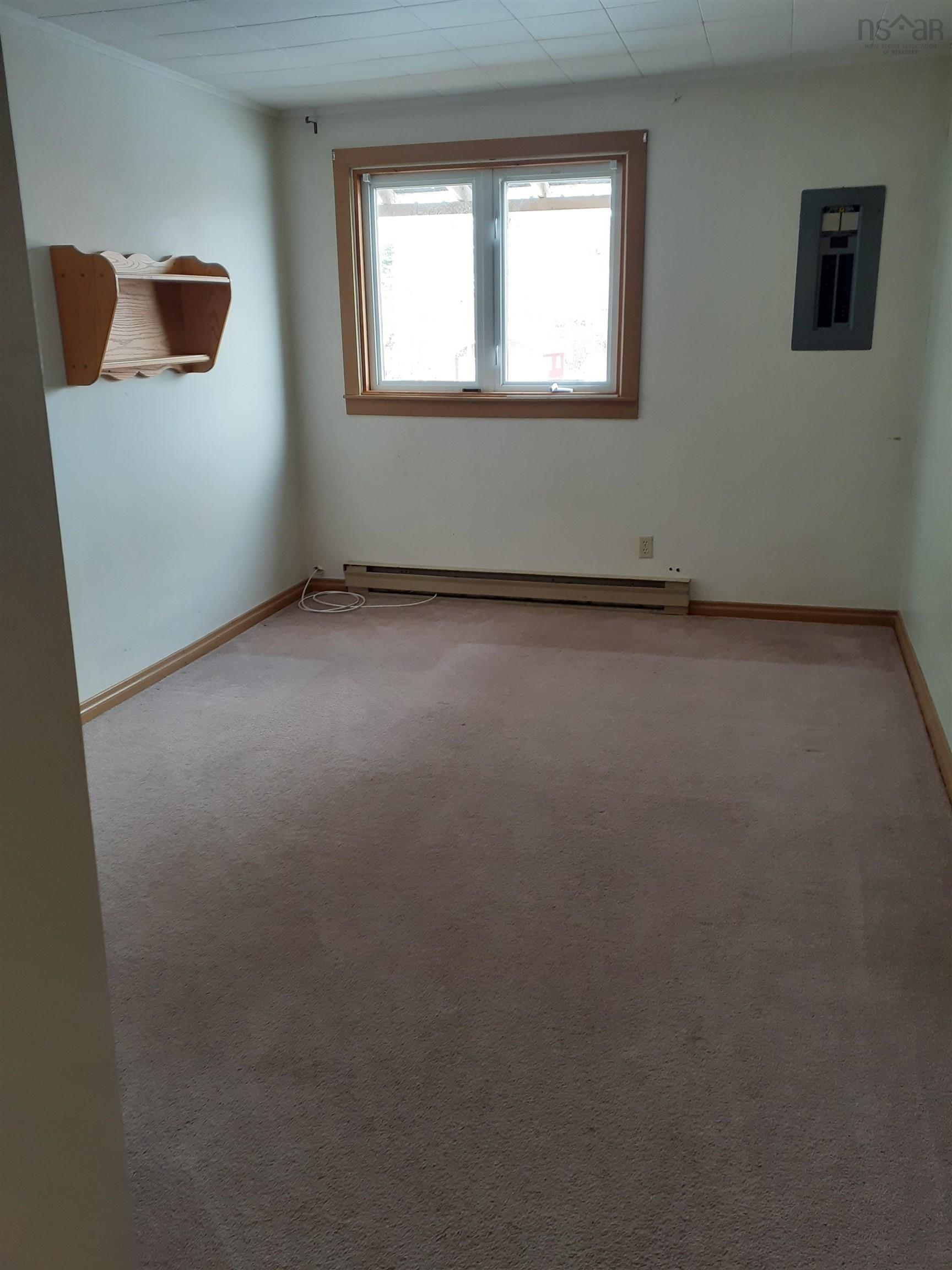 $199,900.00: 237 Main Street, Parrsboro