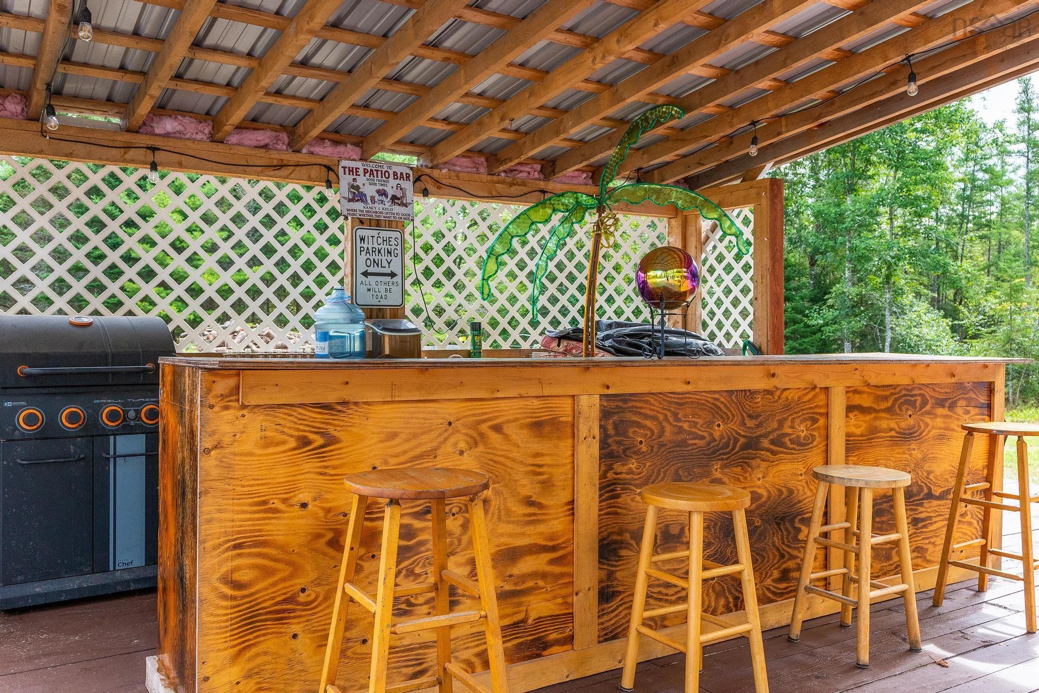 $284,900.00: 377 Cloverdale Road, Birch Hill