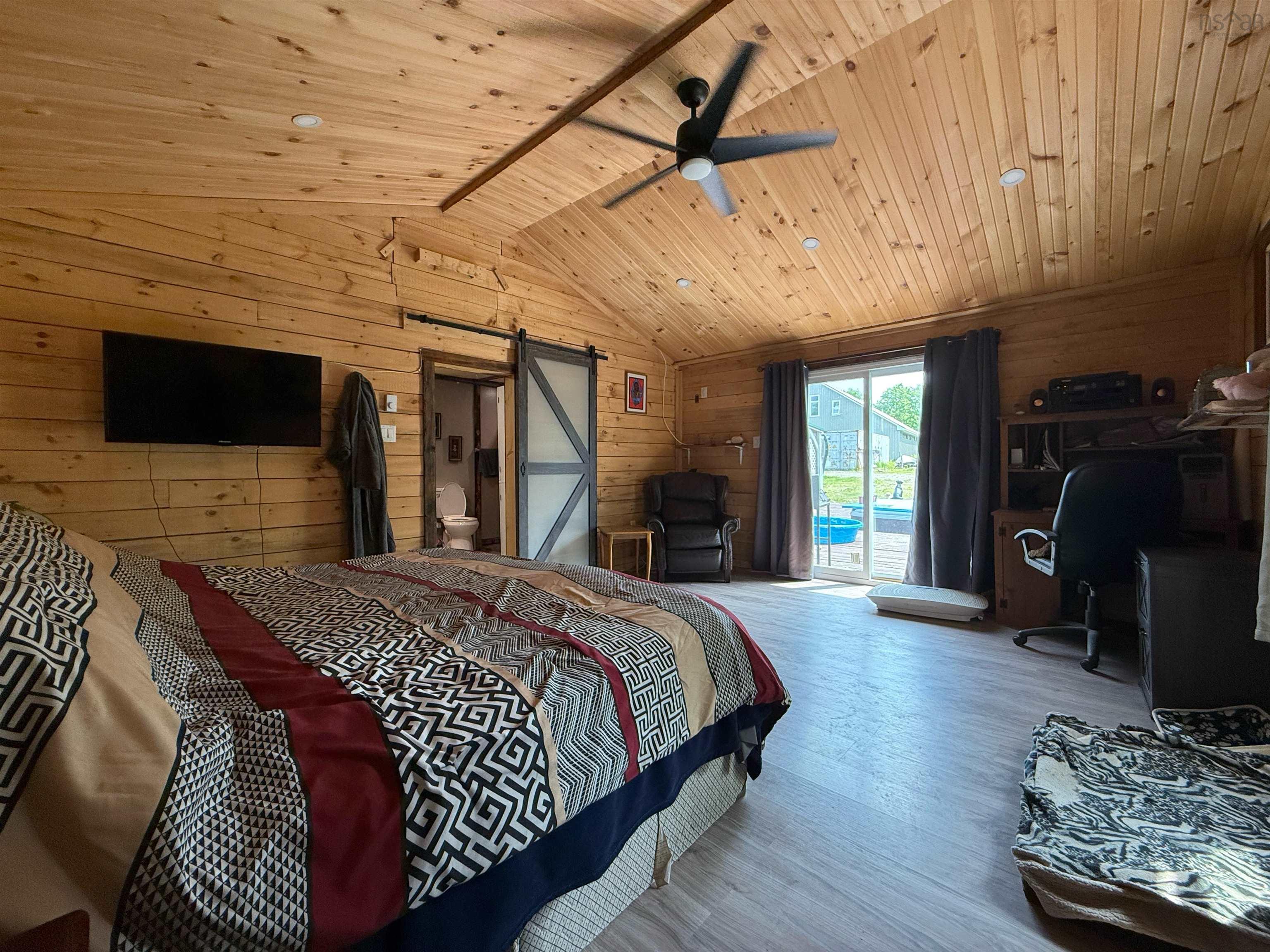 $284,900.00: 377 Cloverdale Road, Birch Hill