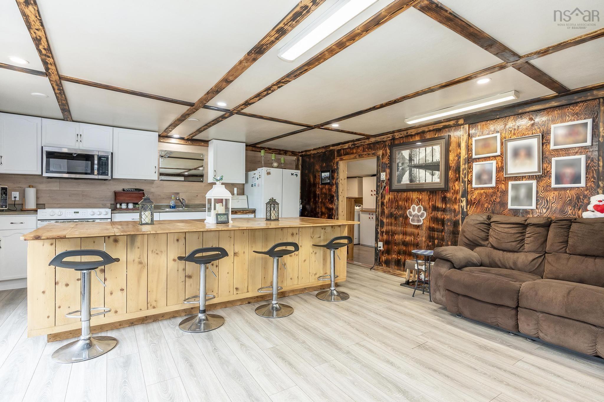 $284,900.00: 377 Cloverdale Road, Birch Hill