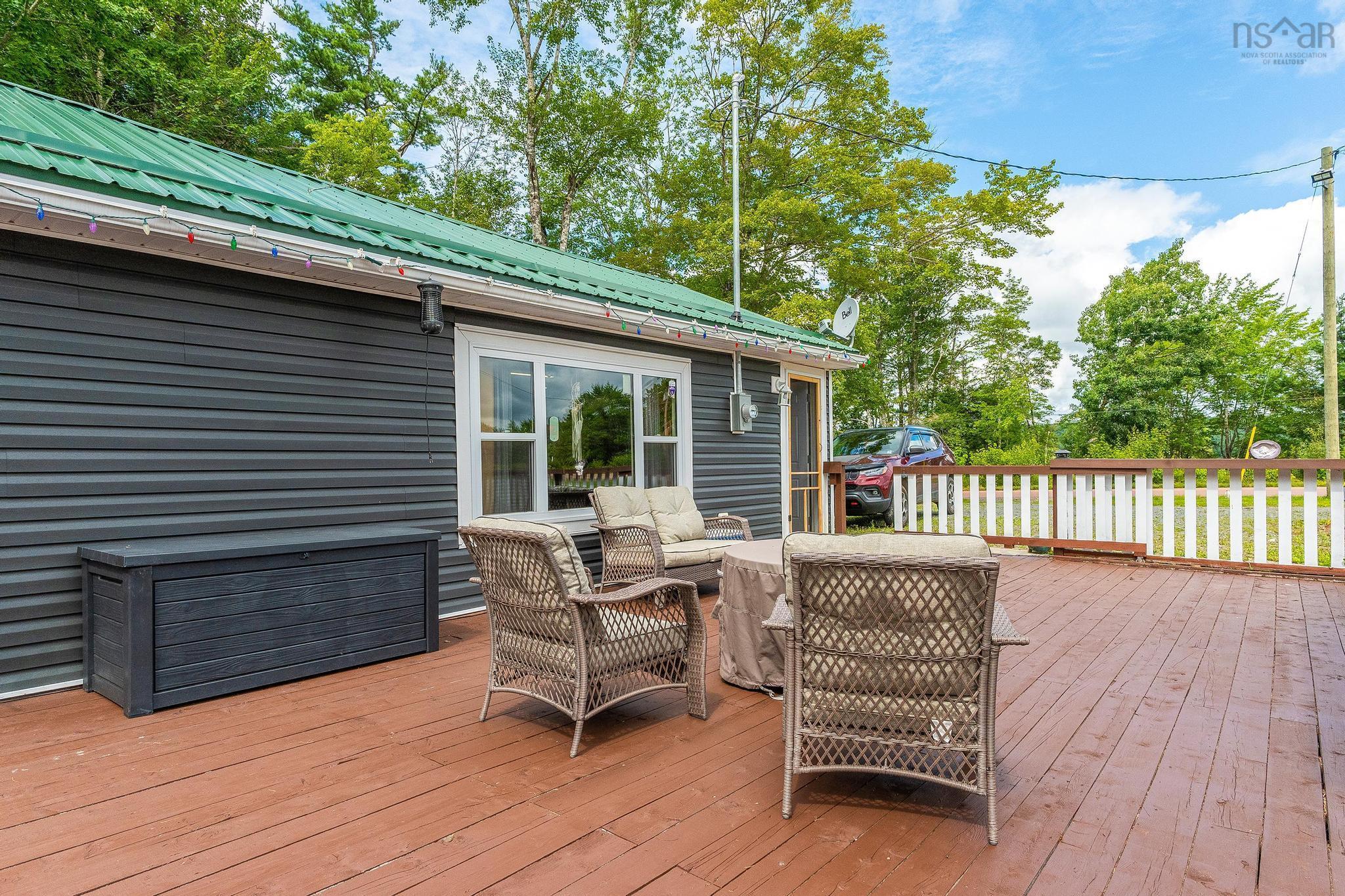 $284,900.00: 377 Cloverdale Road, Birch Hill