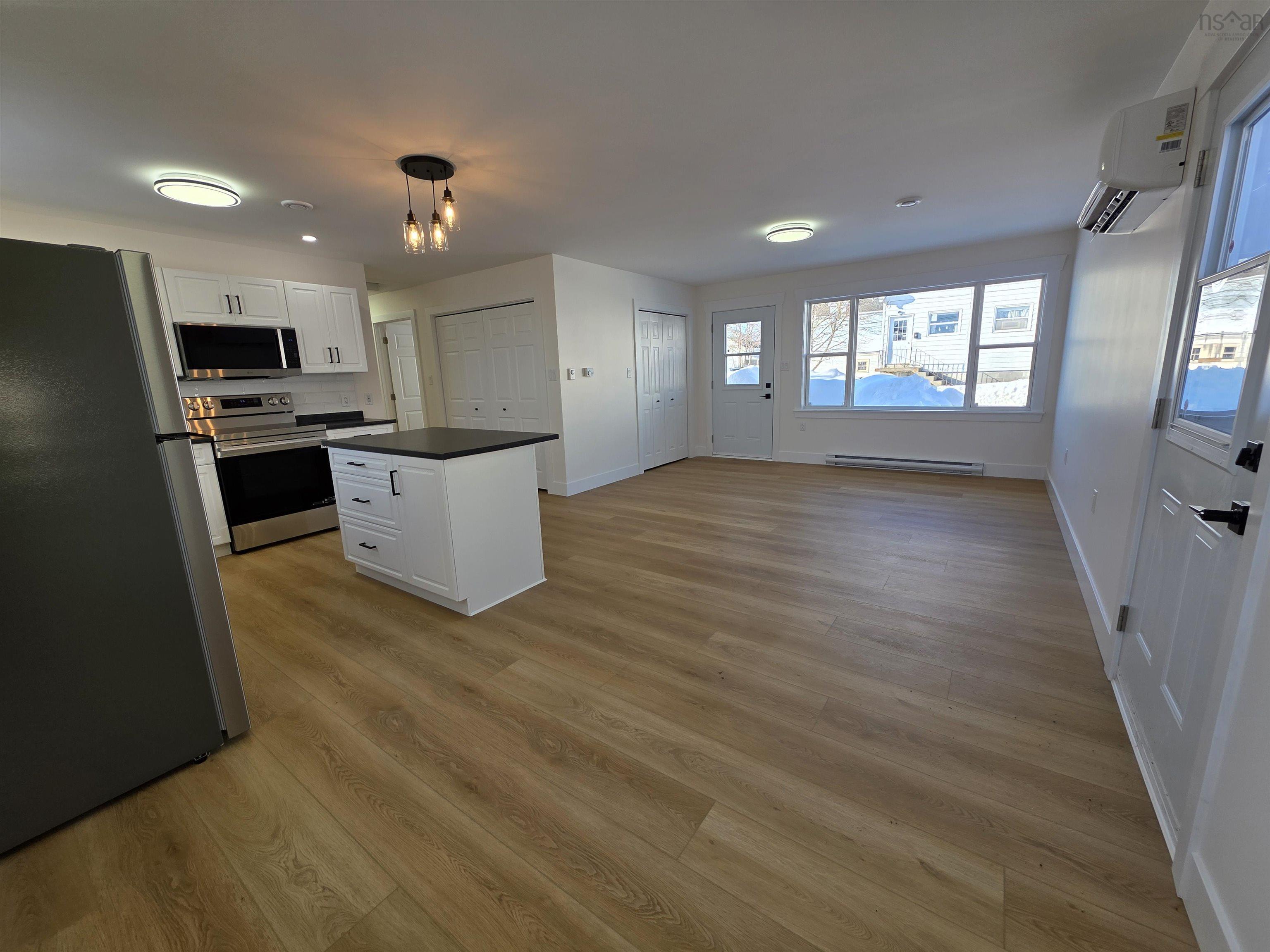 $289,900.00: 6 South Street, Sydney