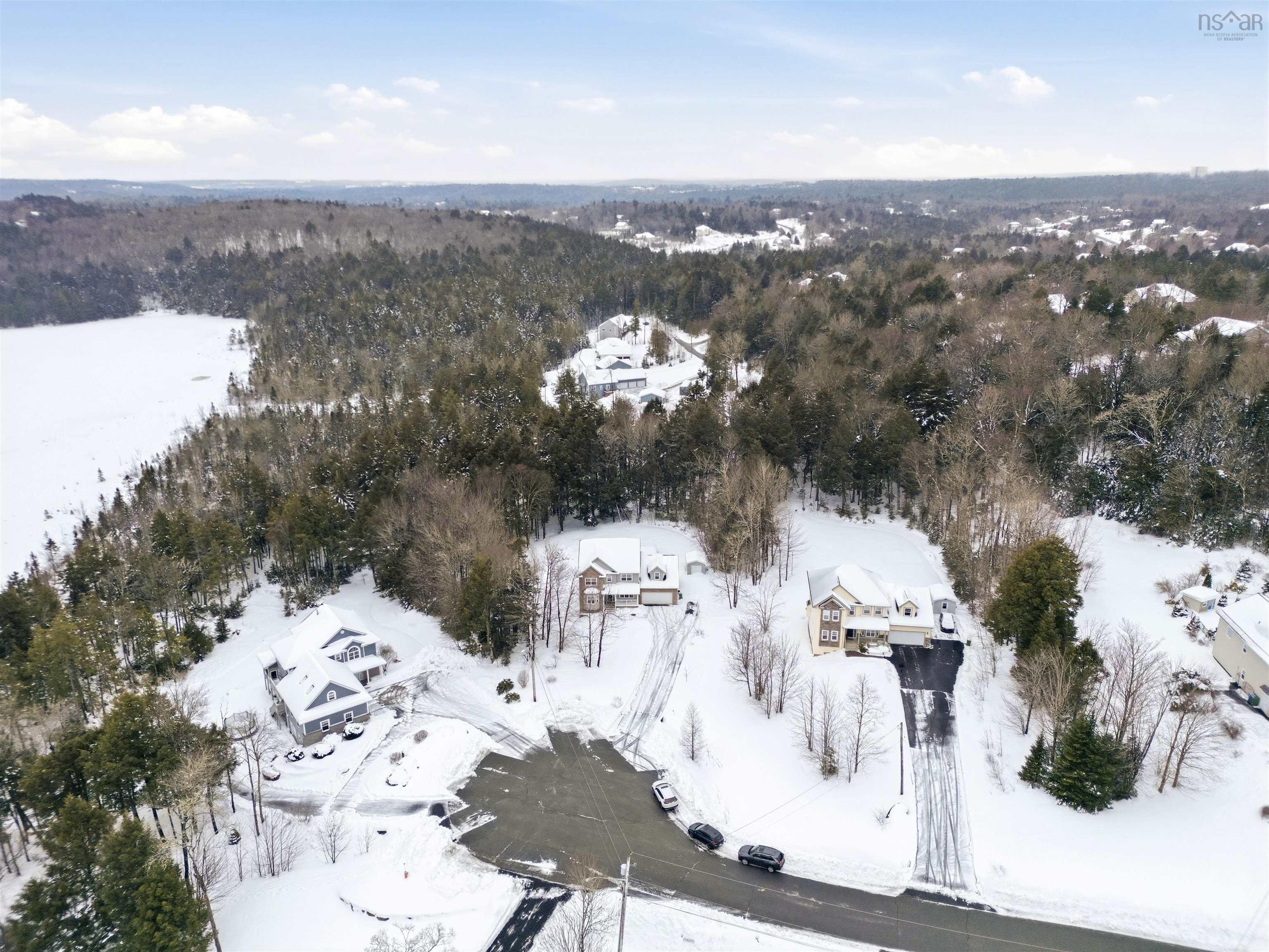 $969,800.00: 51 Vickilynn Lane, Windsor Junction