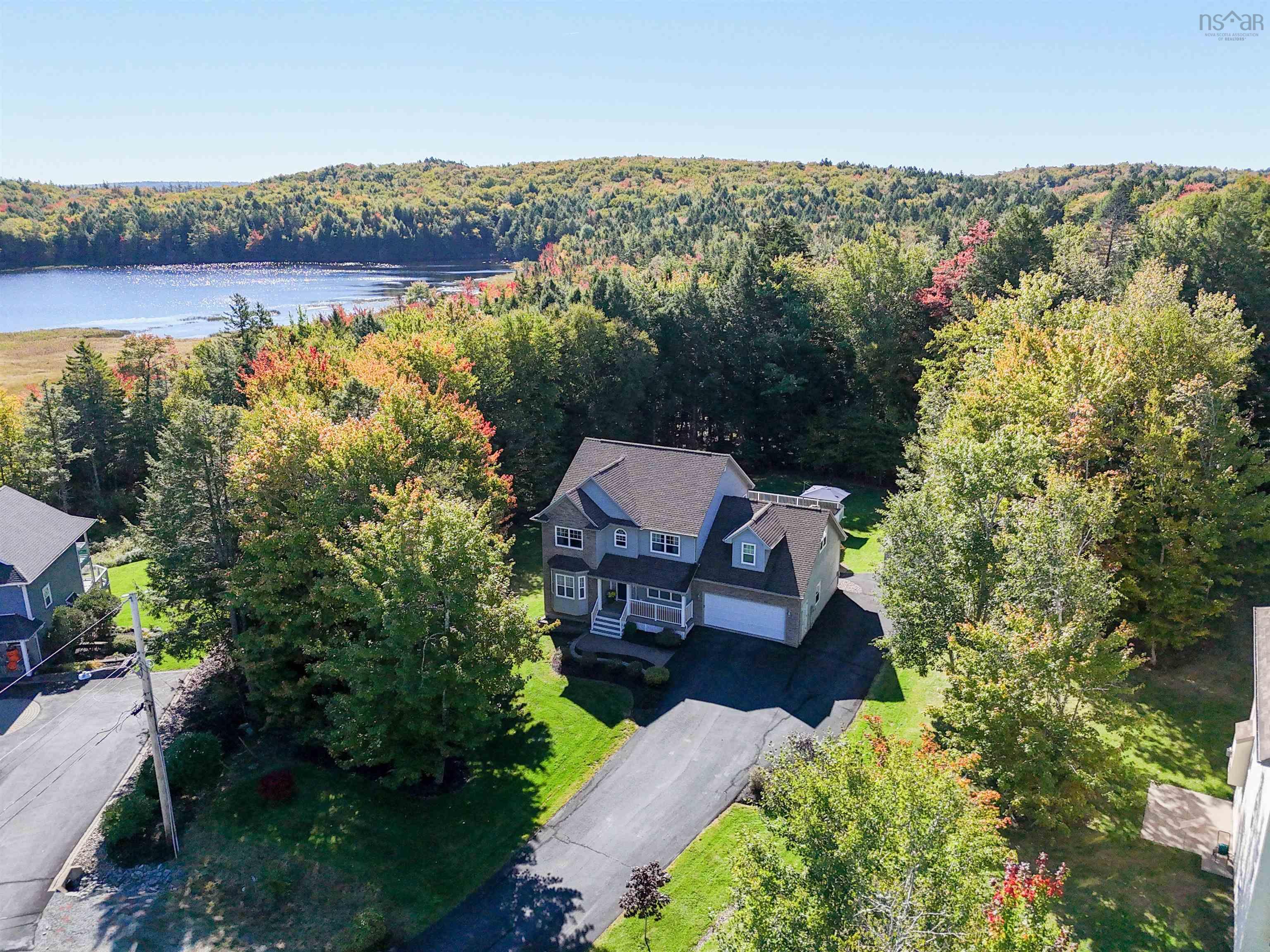 $969,800.00: 51 Vickilynn Lane, Windsor Junction