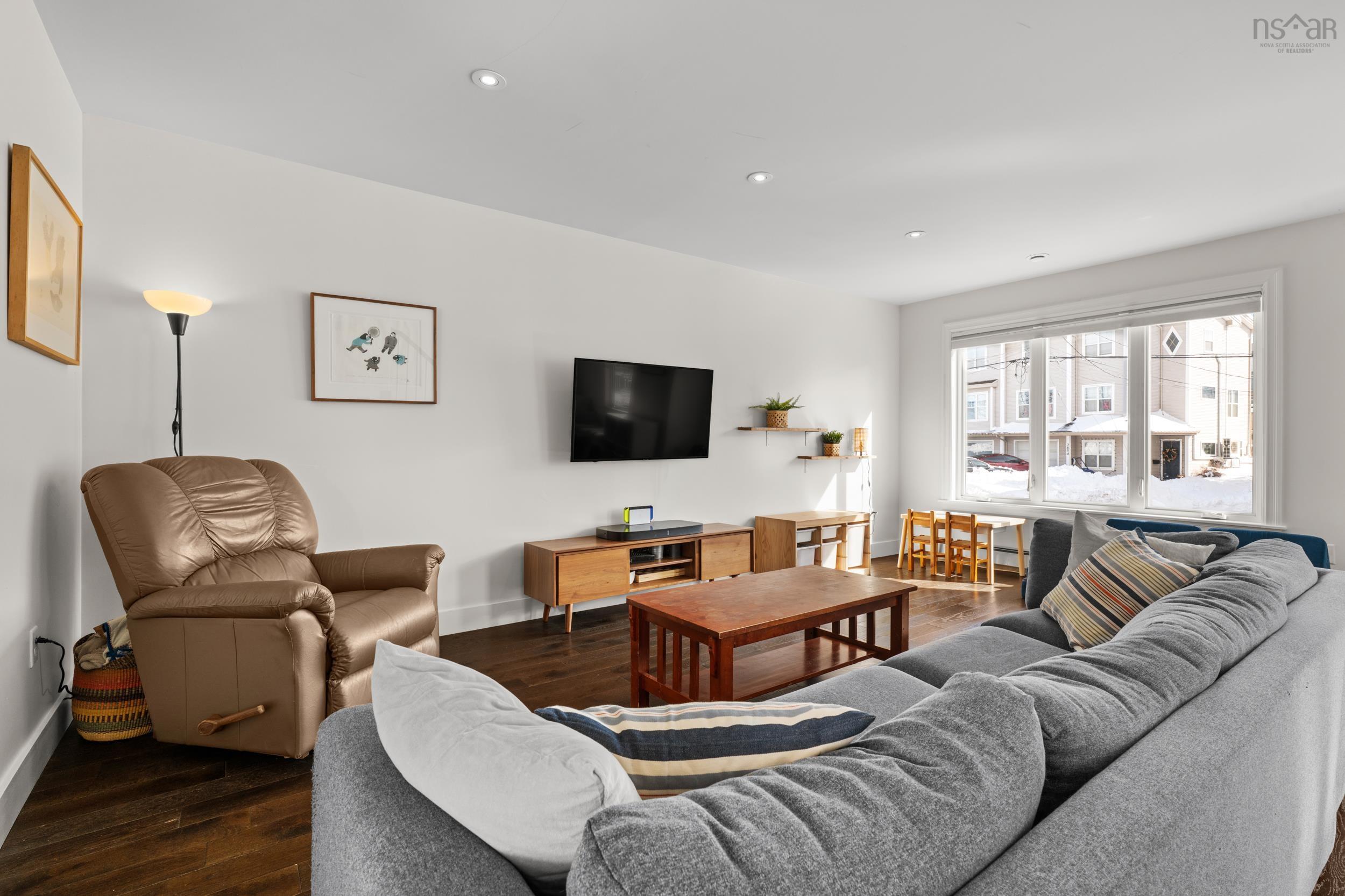 $649,900.00: 3855 Rockhead Court, Halifax