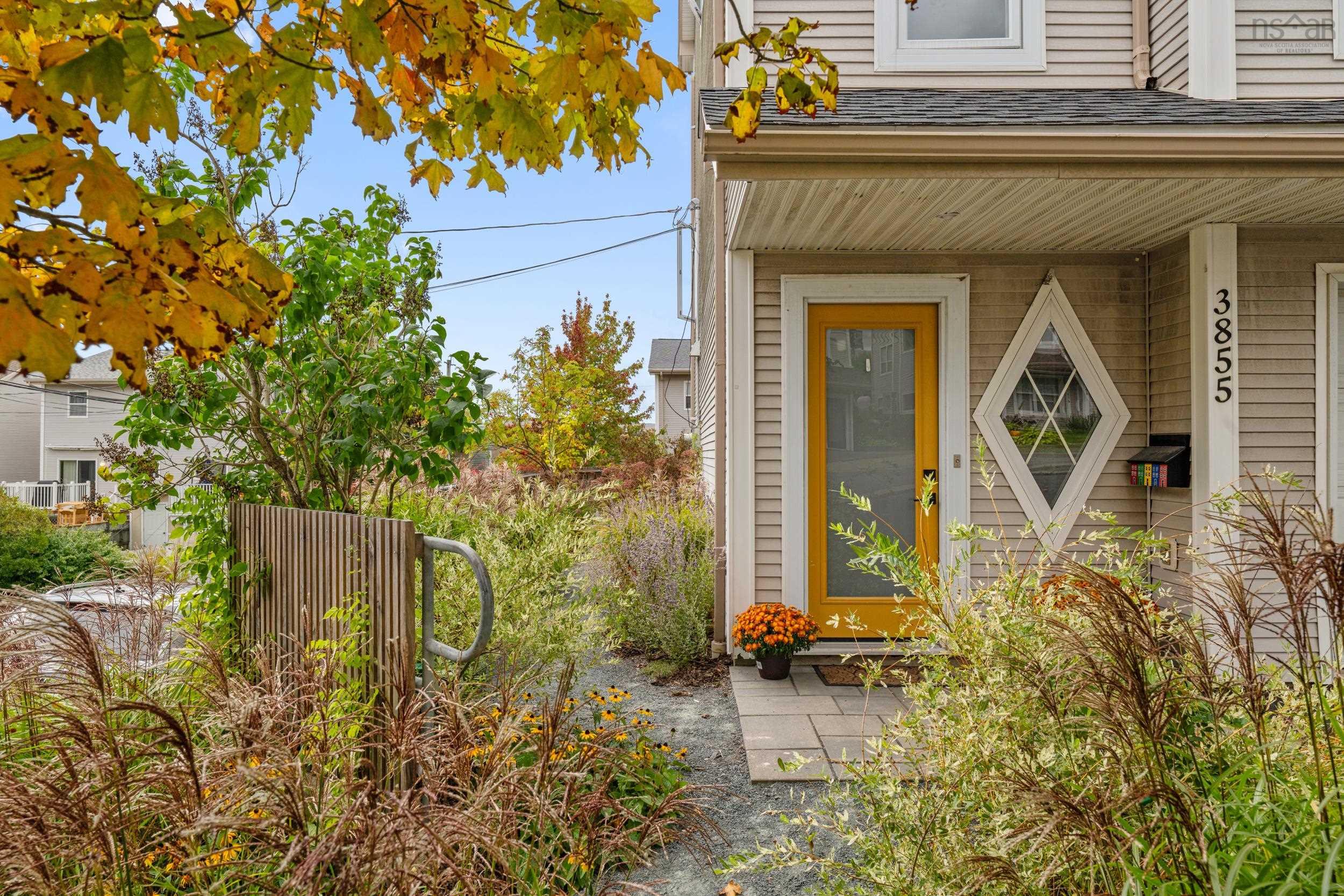 $649,900.00: 3855 Rockhead Court, Halifax