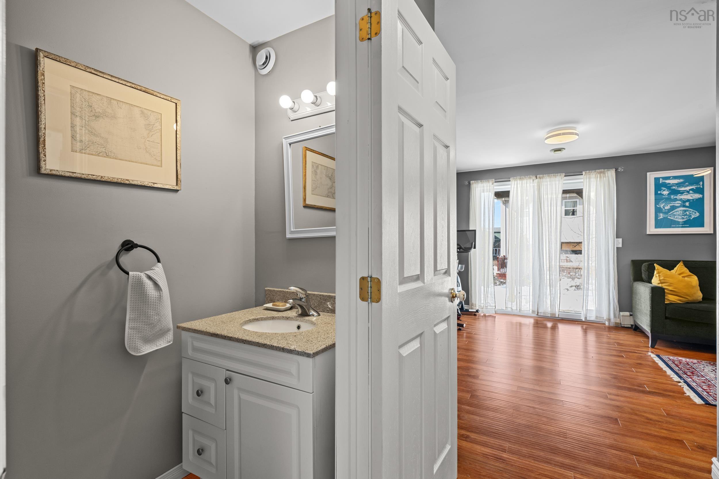 $649,900.00: 3855 Rockhead Court, Halifax