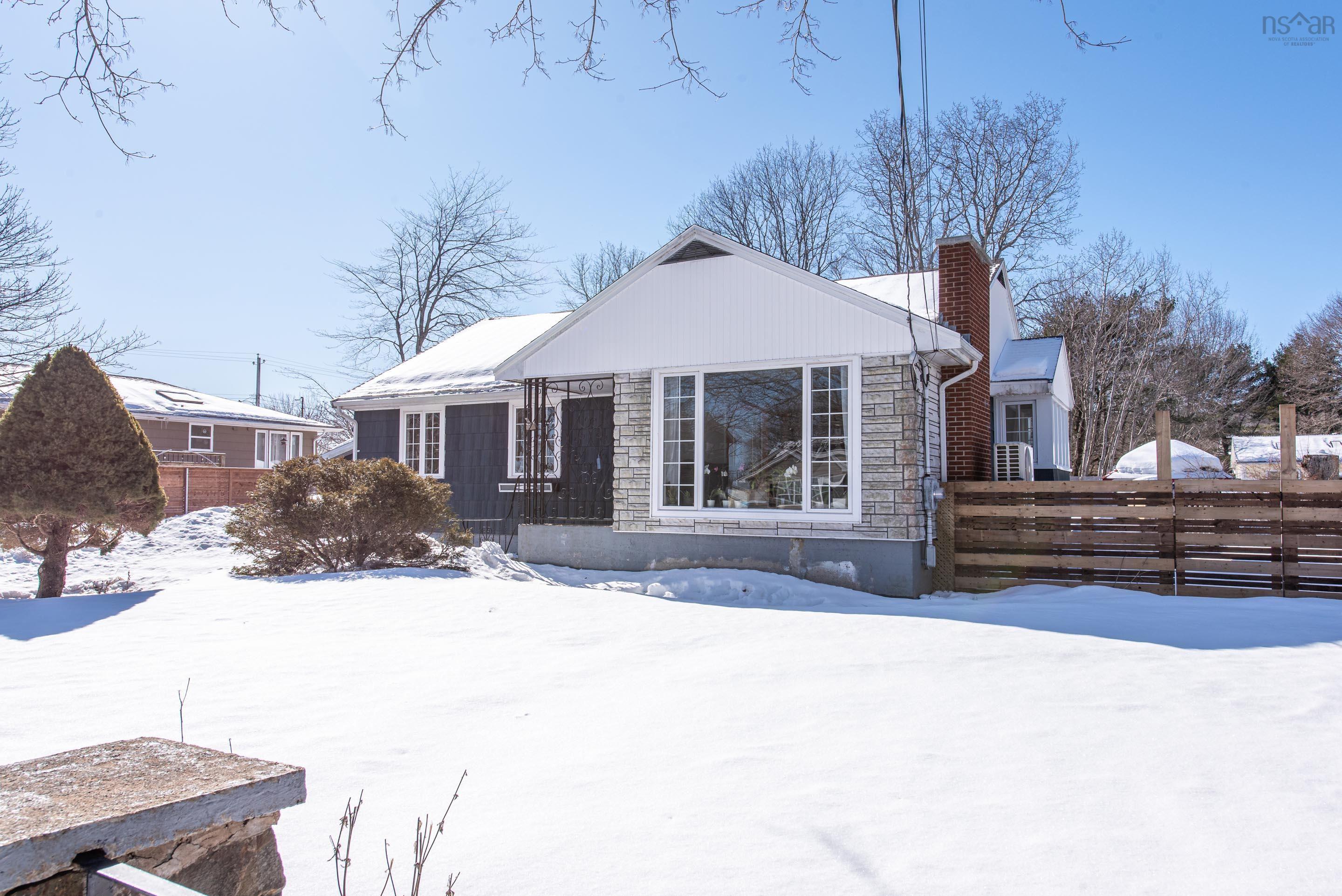 6 Colindale Street, Halifax, NS (MLS 202603722)