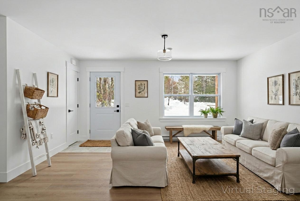 $559,900.00: 838 East Uniacke Road, East Uniacke