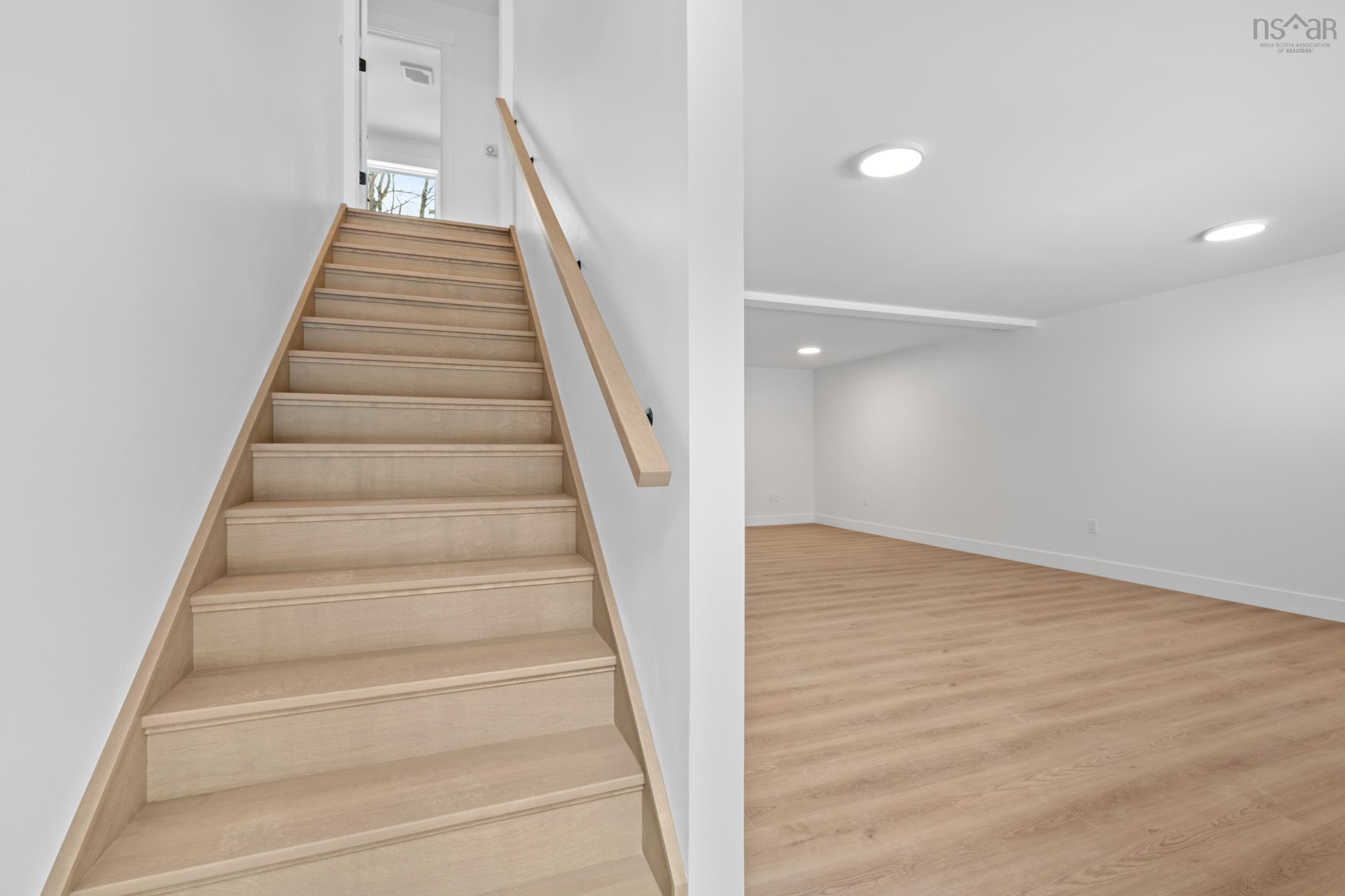 $559,900.00: 838 East Uniacke Road, East Uniacke