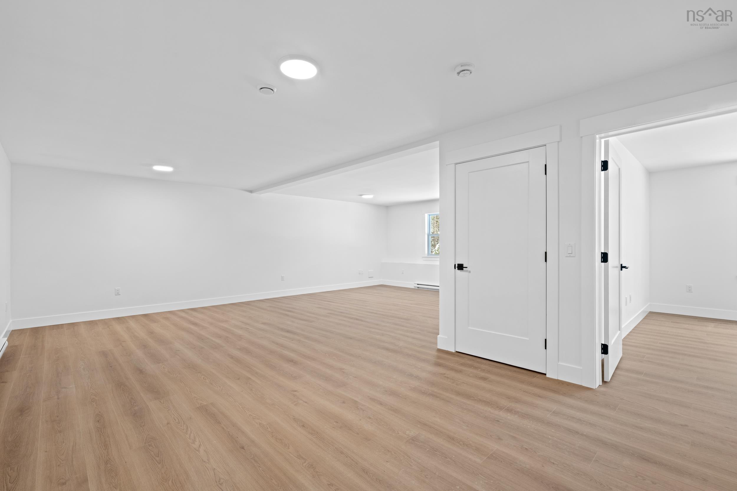 $559,900.00: 838 East Uniacke Road, East Uniacke