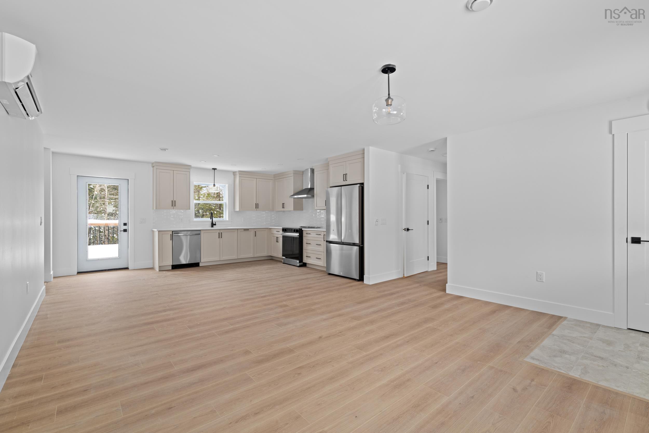 $559,900.00: 838 East Uniacke Road, East Uniacke