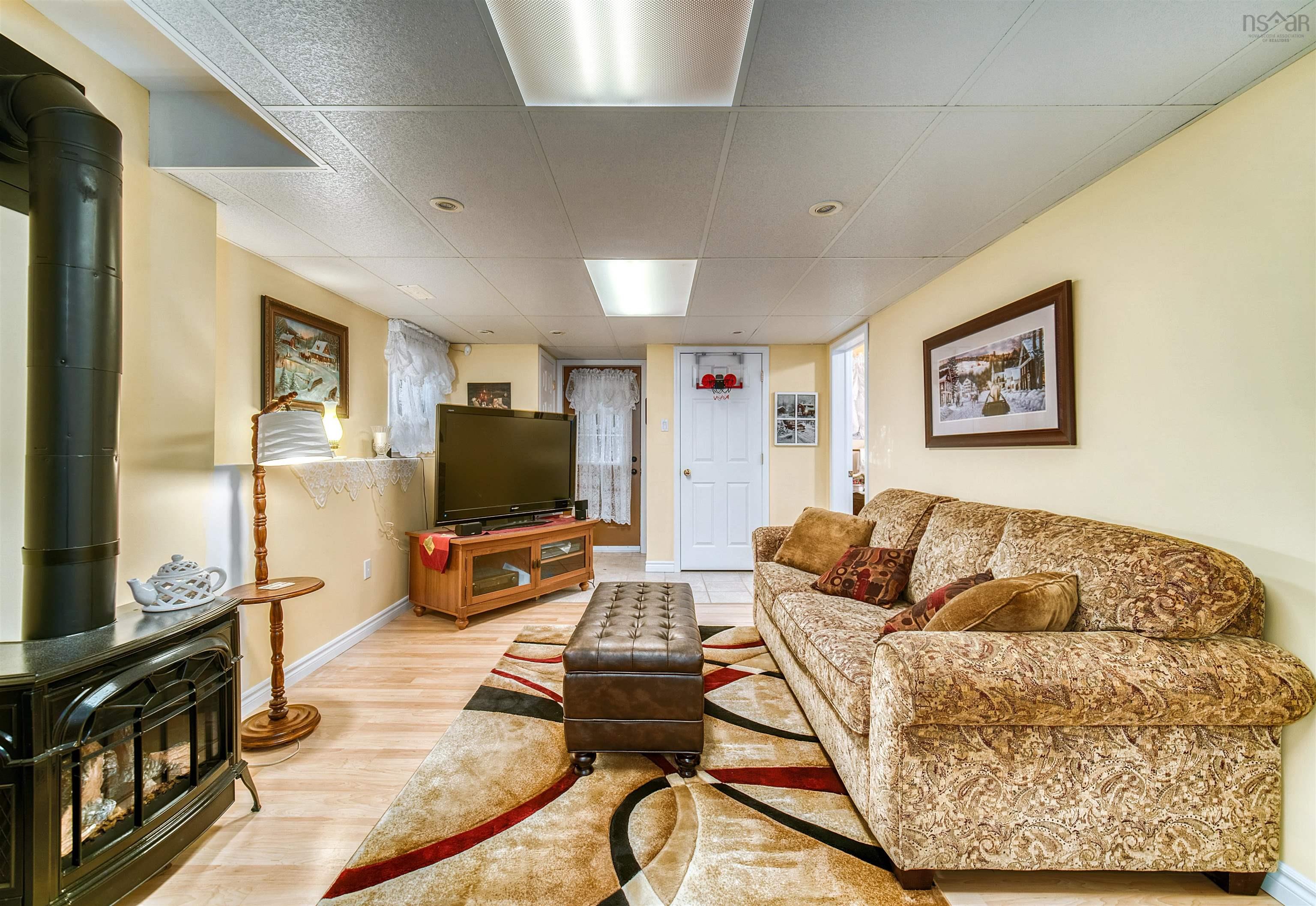 20 Perry Court, Fall River, NS (MLS 202603732)