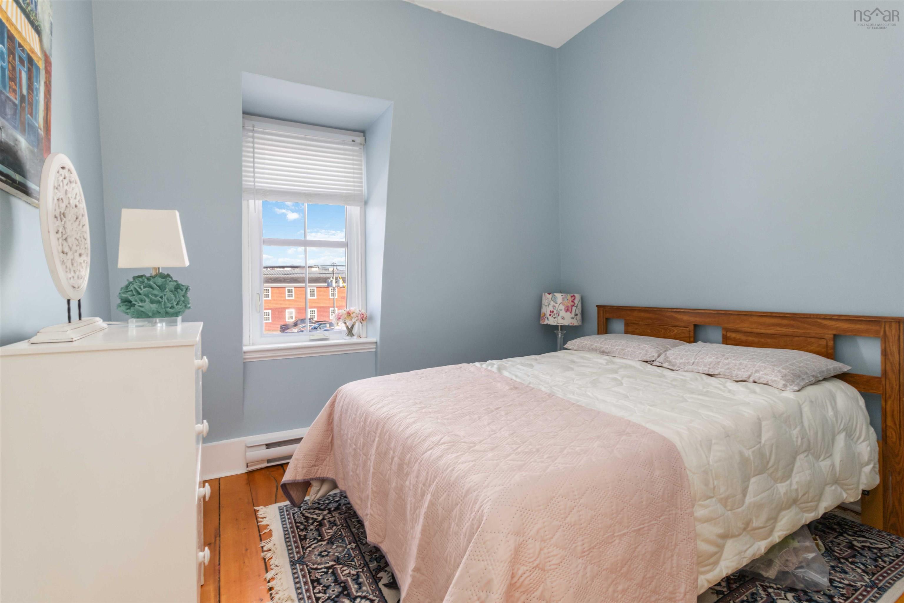 $695,000.00: 66 Tannery Road, Lunenburg