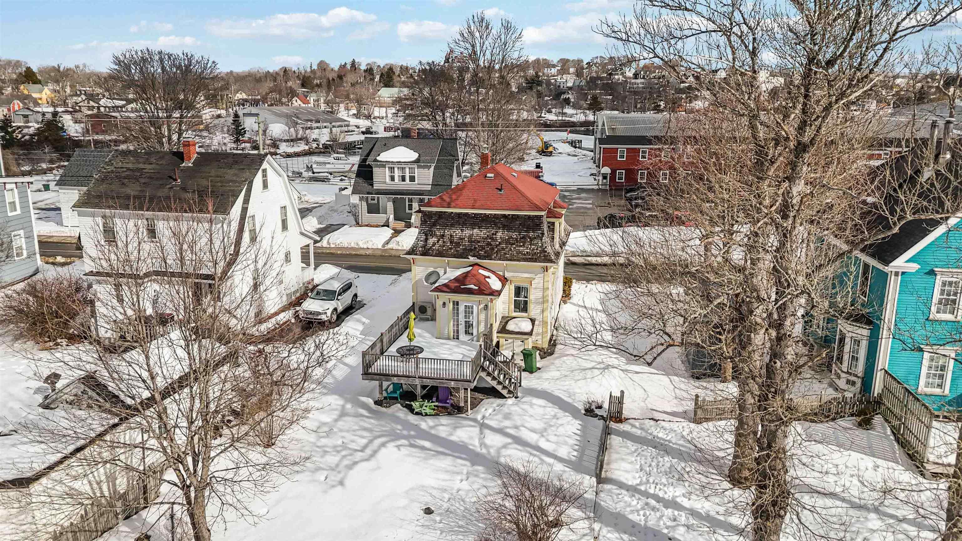 $695,000.00: 66 Tannery Road, Lunenburg