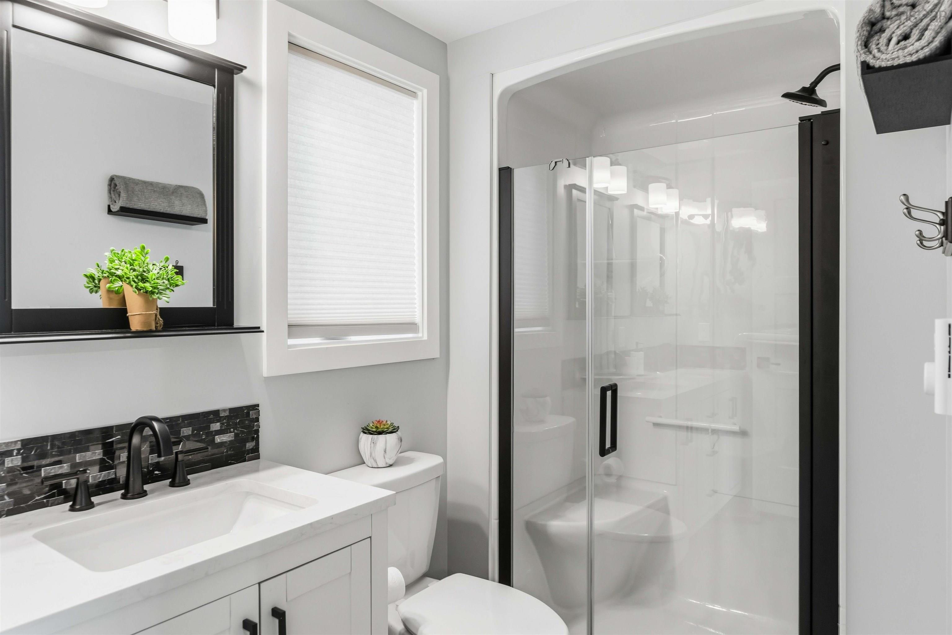 $399,900.00: 326 Nichols Avenue, North Kentville