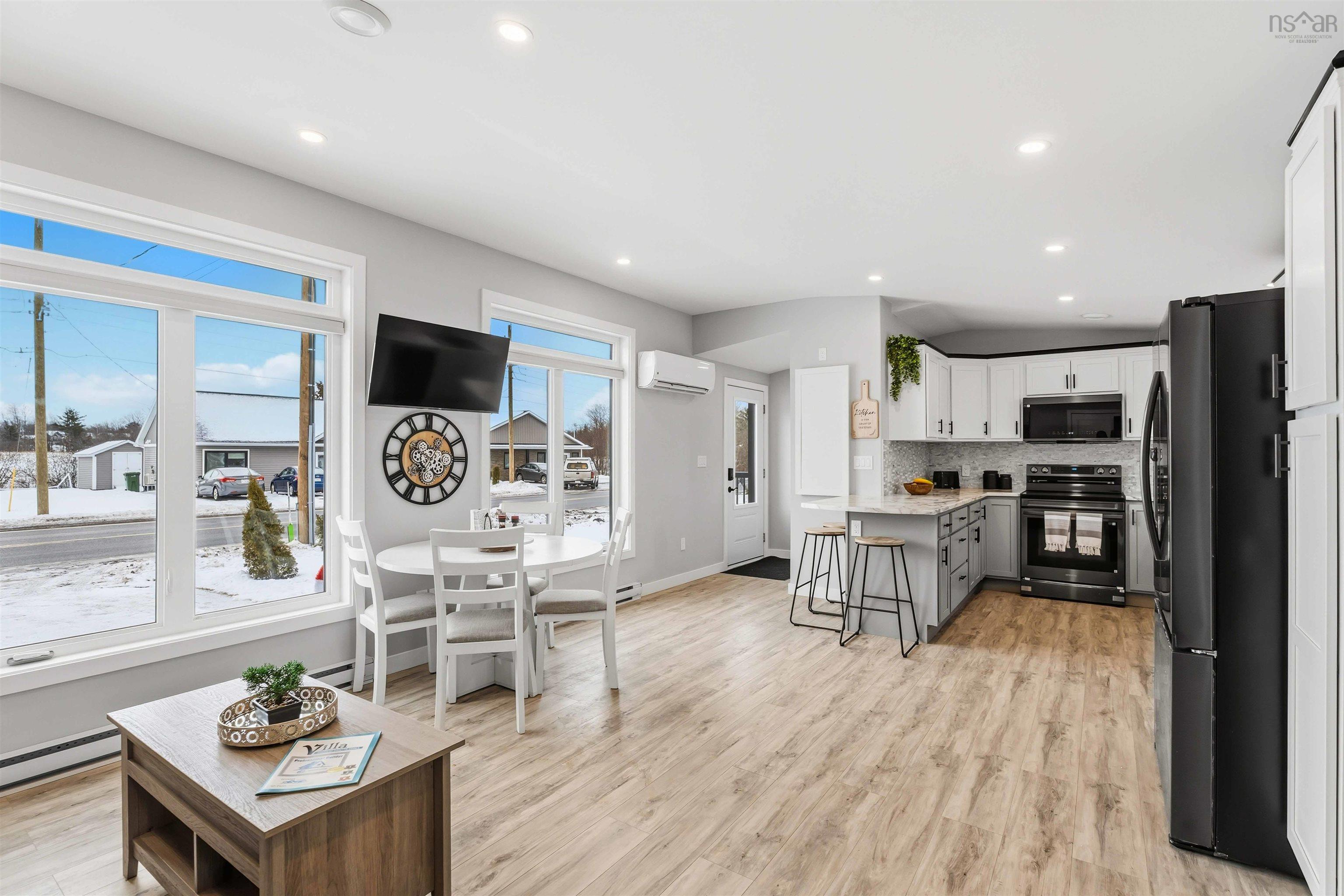 $399,900.00: 326 Nichols Avenue, North Kentville