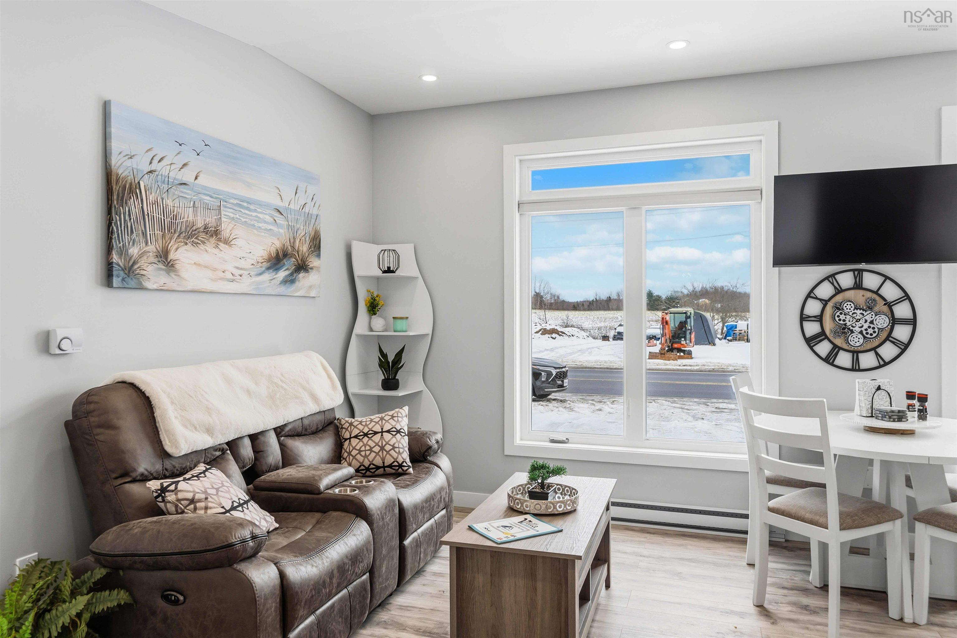 $399,900.00: 326 Nichols Avenue, North Kentville